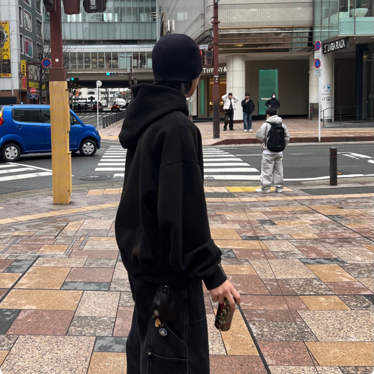 Netherworld Sporty Beanie Black, Nike Zoom Vomero 5 SP Black 착용 스타일 - 3