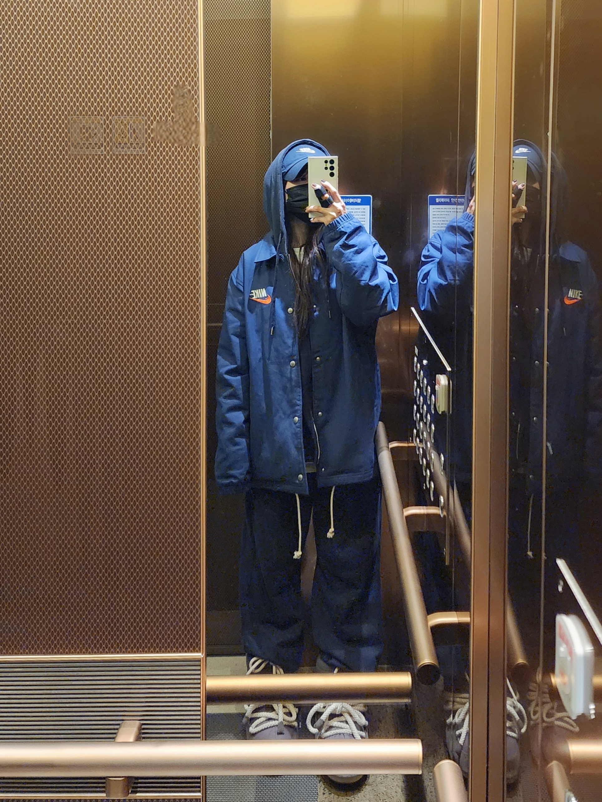 Nike NSW Trend WC 1 Jacket Midnight Navy - Asia, (W) Moon Boot x Casestudy CS Icon Low Boots Taupe 착용 스타일