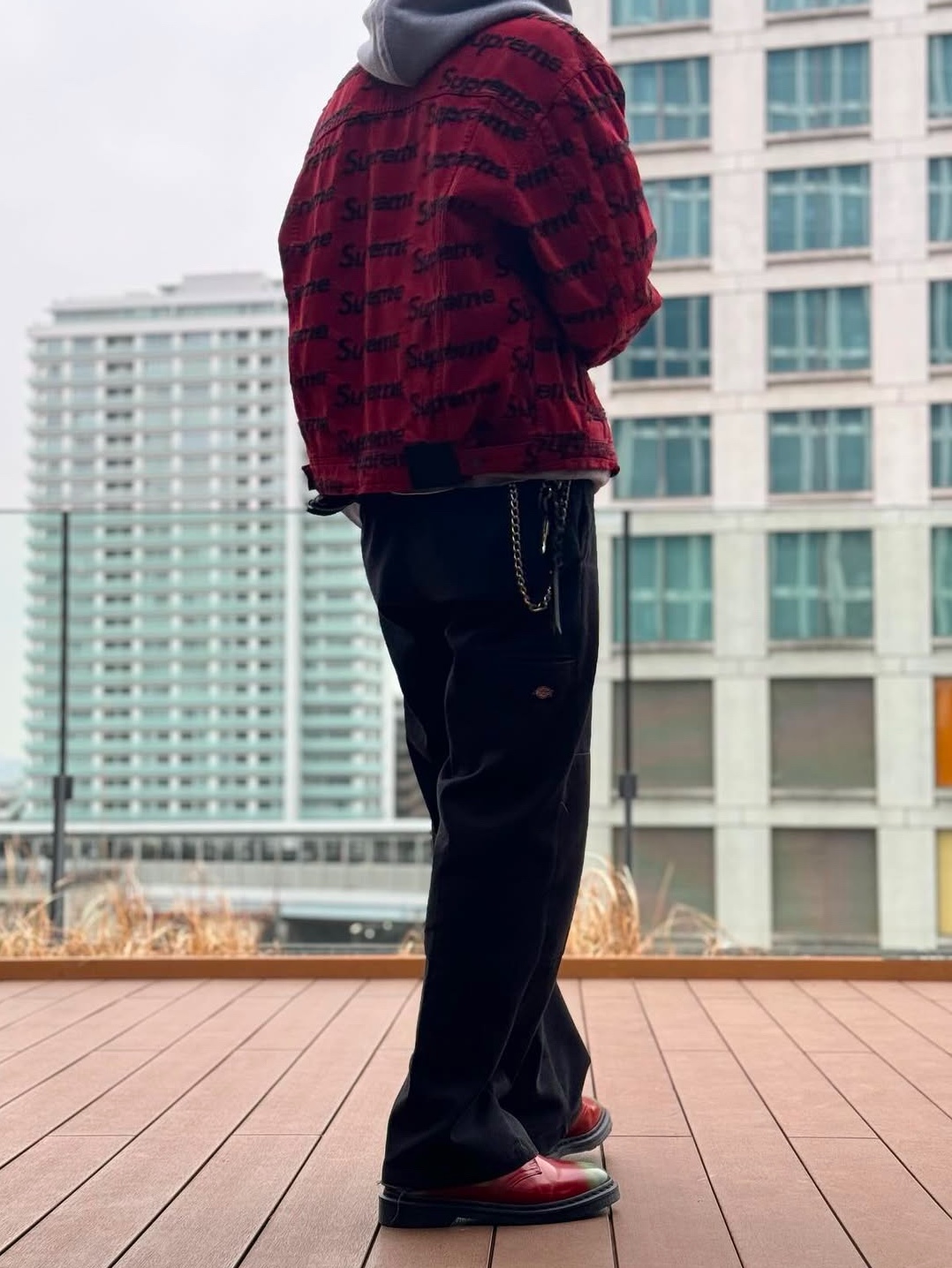 Dr. Martens x Supreme 1461 Multi 착용 스타일 - 3