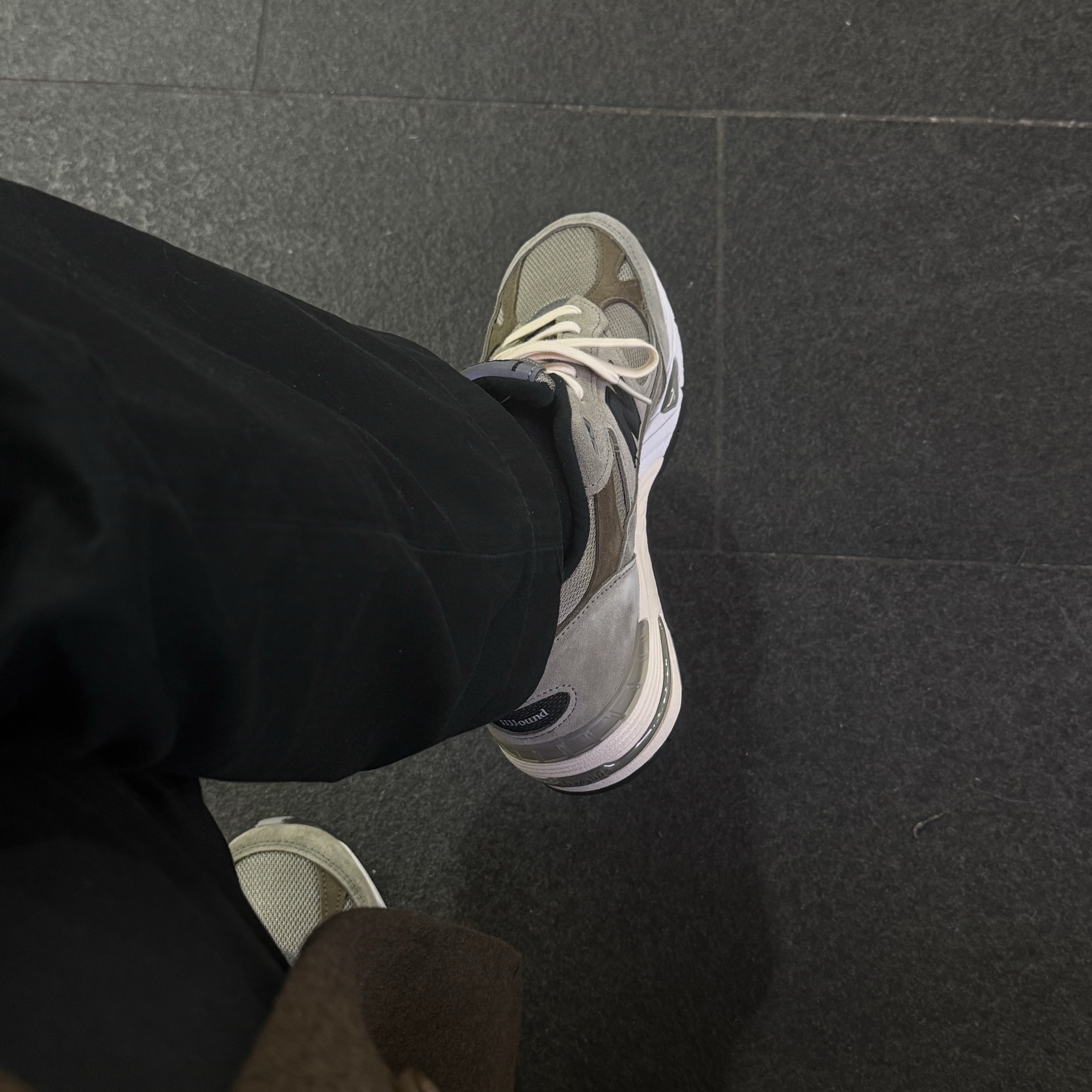 New Balance x JJJJound 991 Made in UK Grey 착용 스타일