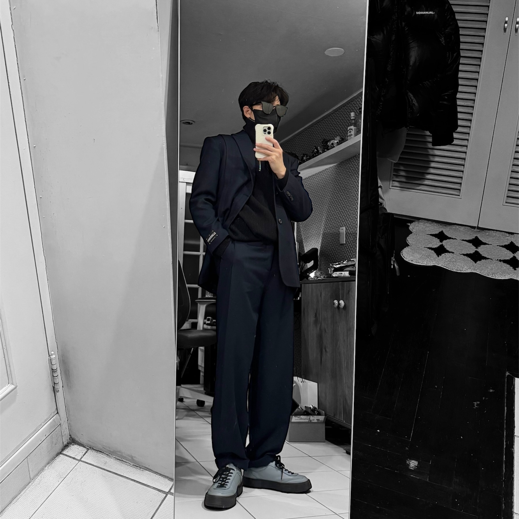 Zara x Ader Error Oversize Blazer Navy, Zara x Ader Error Darted Trousers Navy 착용 스타일 - 3