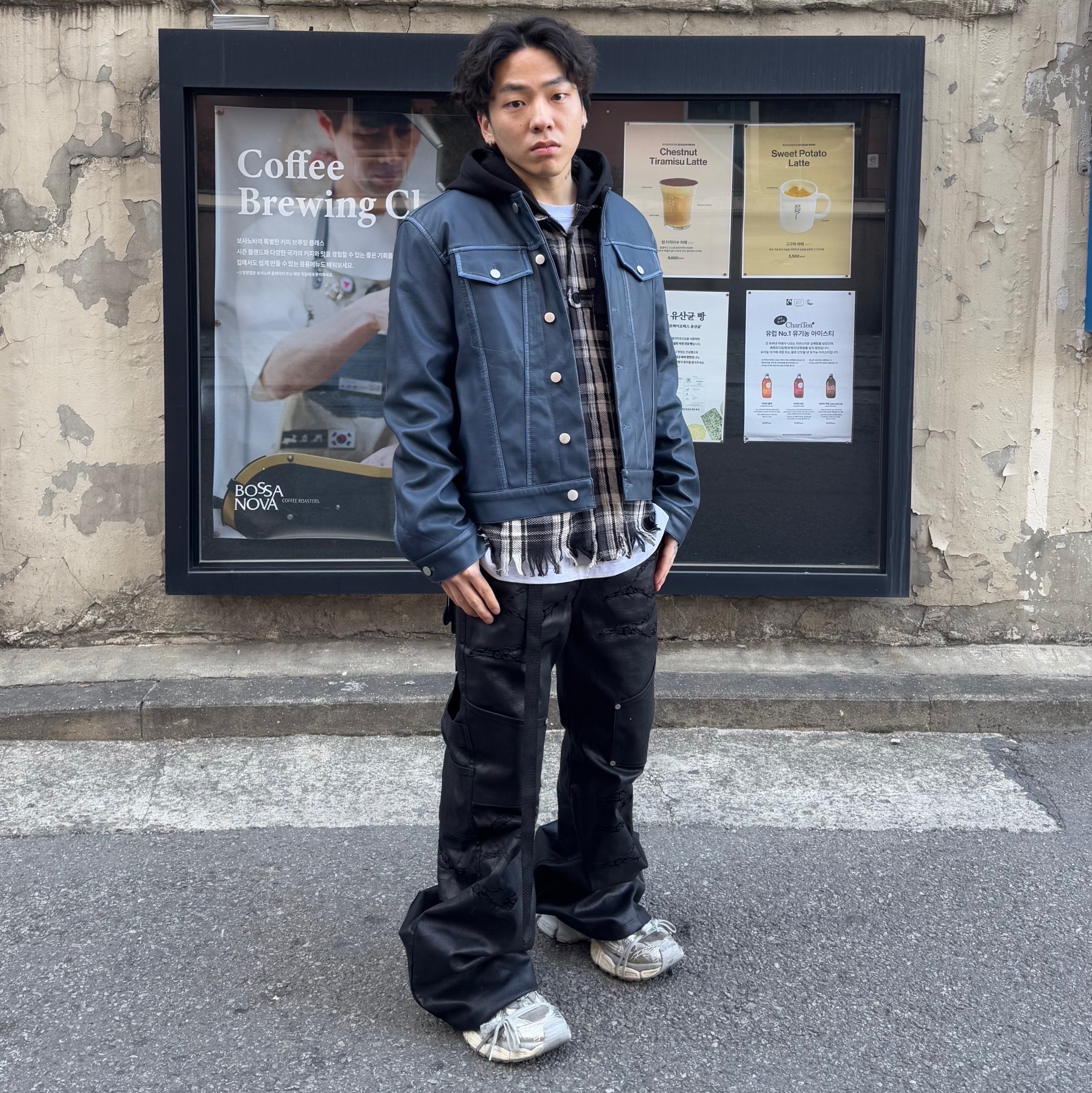Balenciaga 3XL Sneakers Light Beige 착용 스타일 - 3