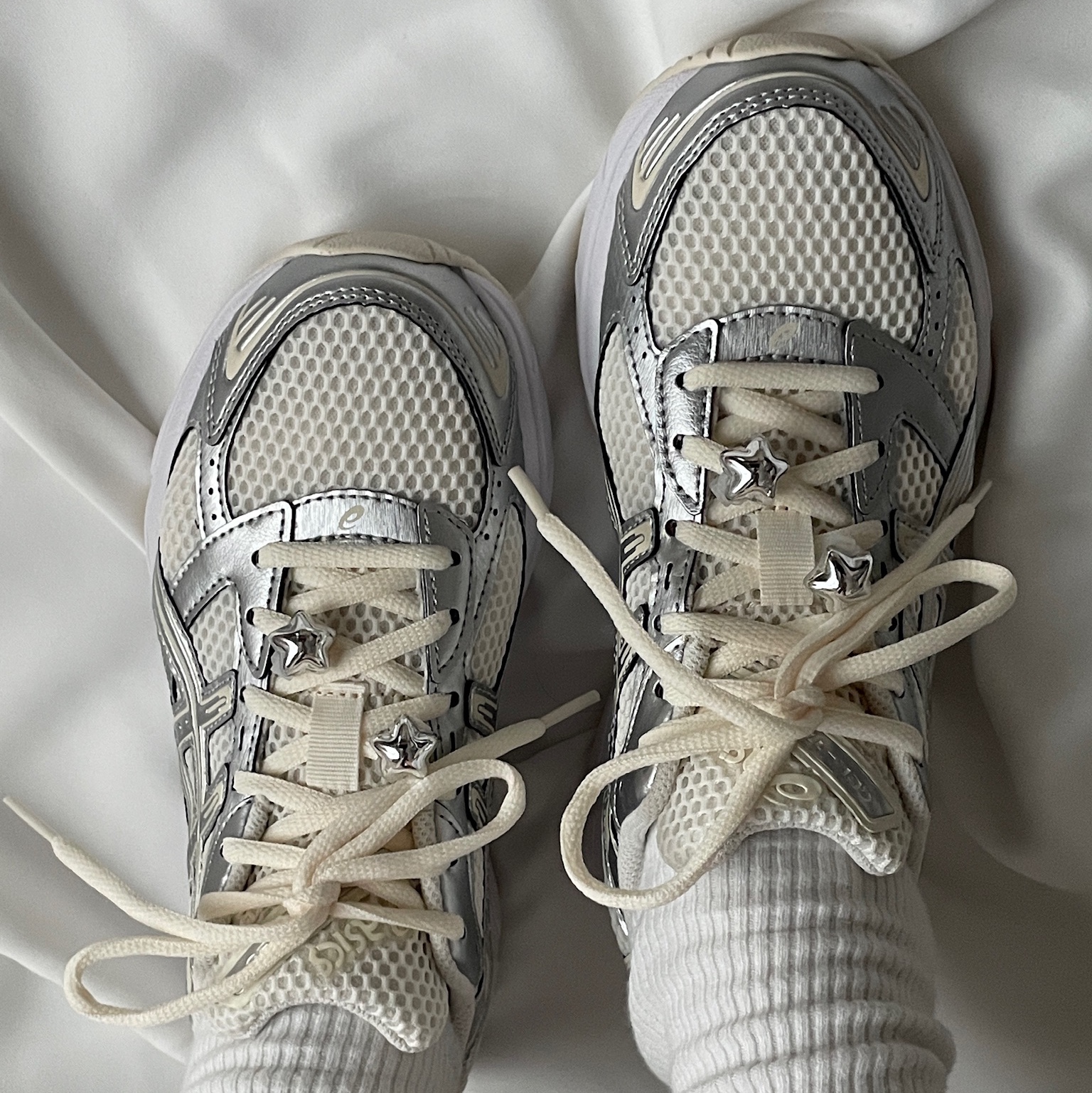 (W) Asics Gel-1130 Cream Pure Silver 착용 스타일 - 4