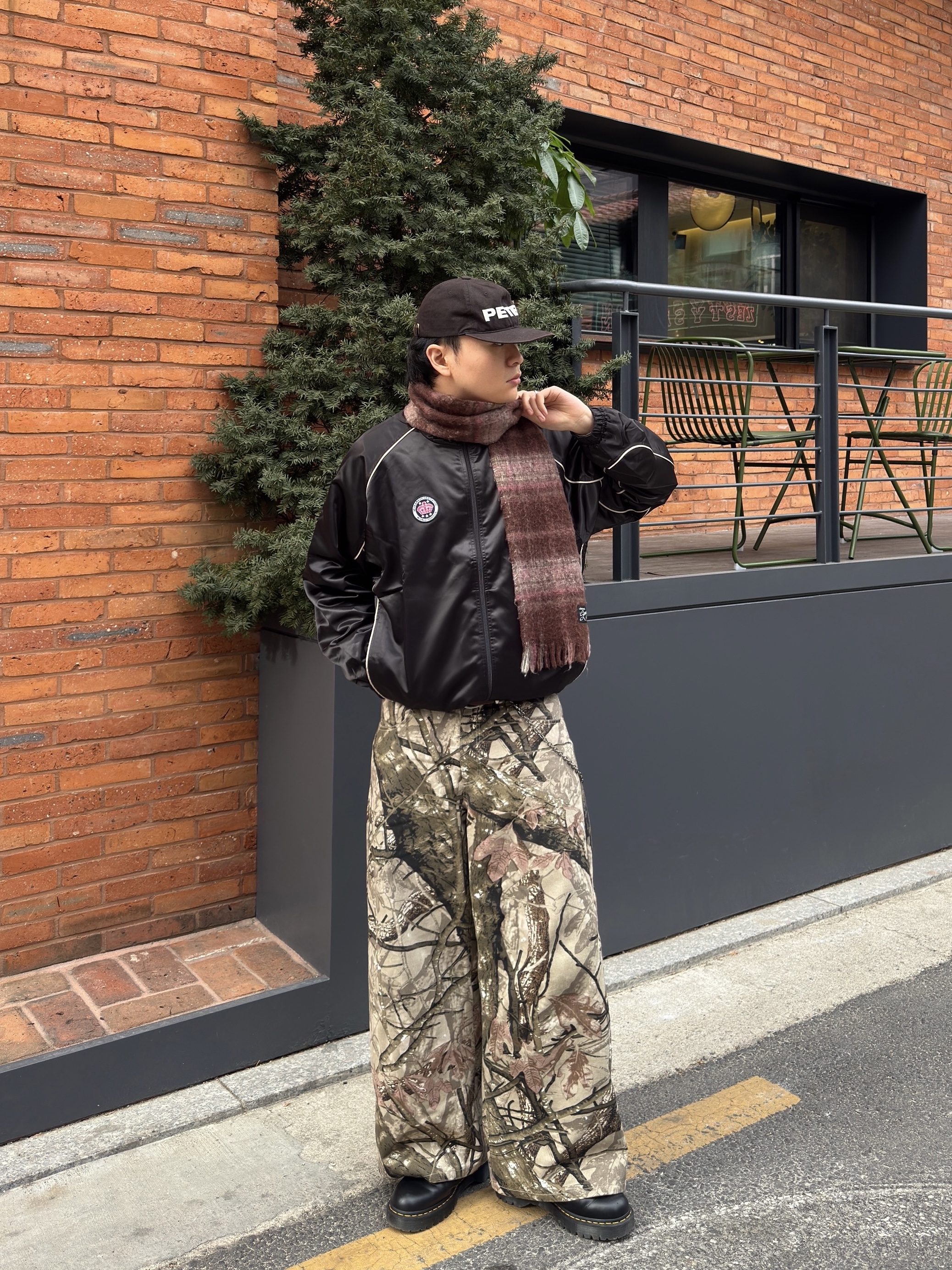 Supreme Satin Hooded Track Jacket Black - 24SS 착용 스타일 - 1