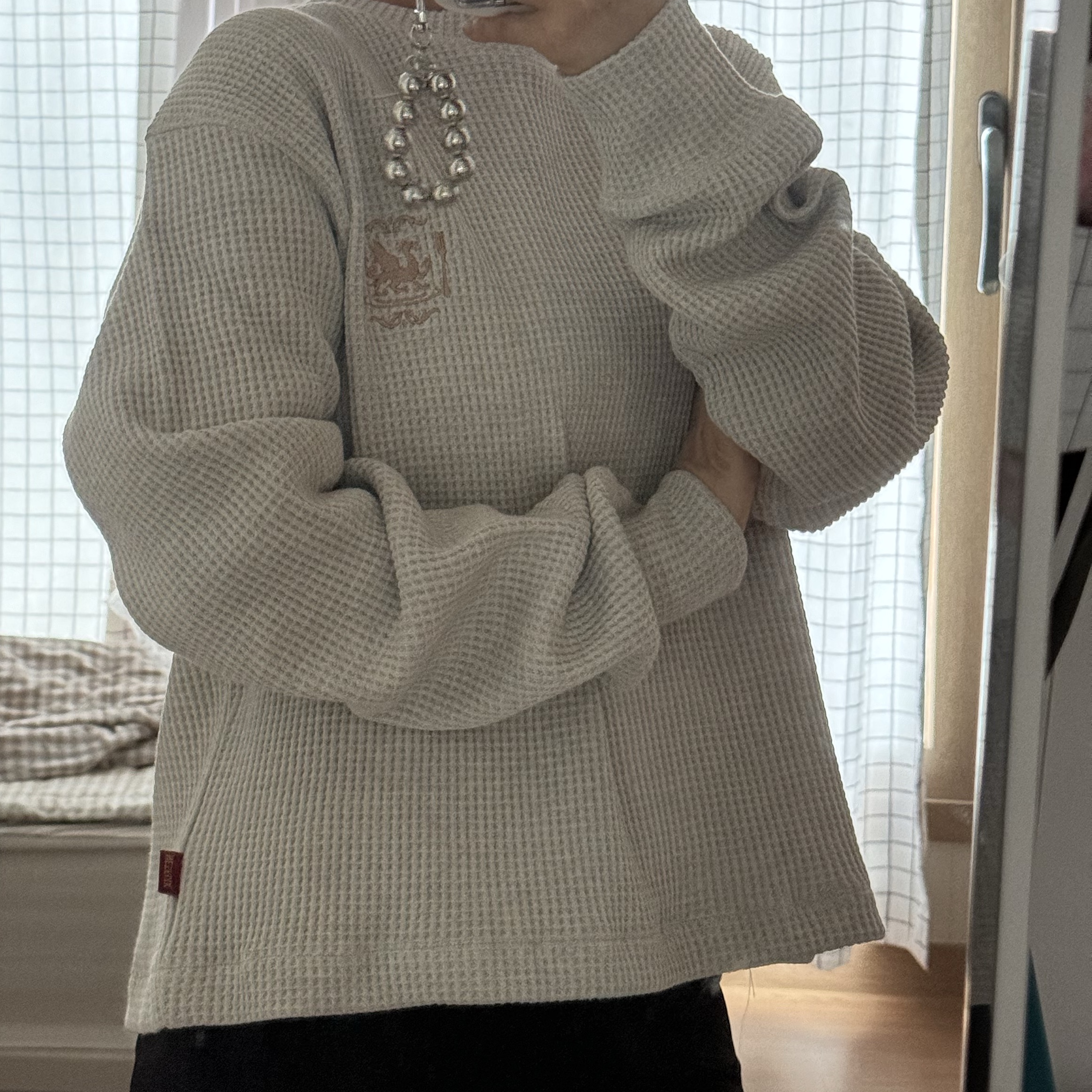 IAB Studio x Delicious in Dungeon Waffle Long Sleeve Oatmeal 착용 스타일
