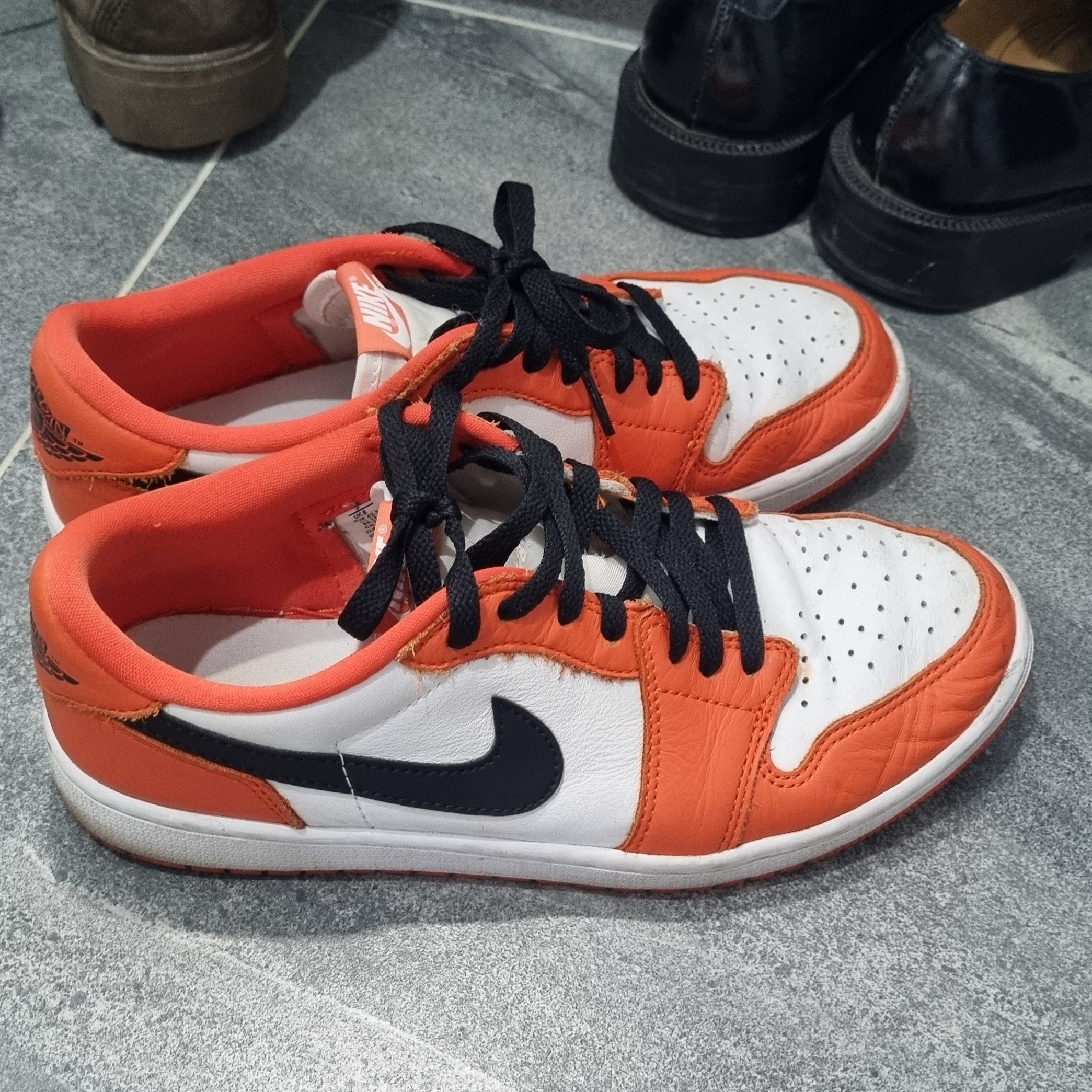 Jordan 1 Low OG Starfish 착용 스타일