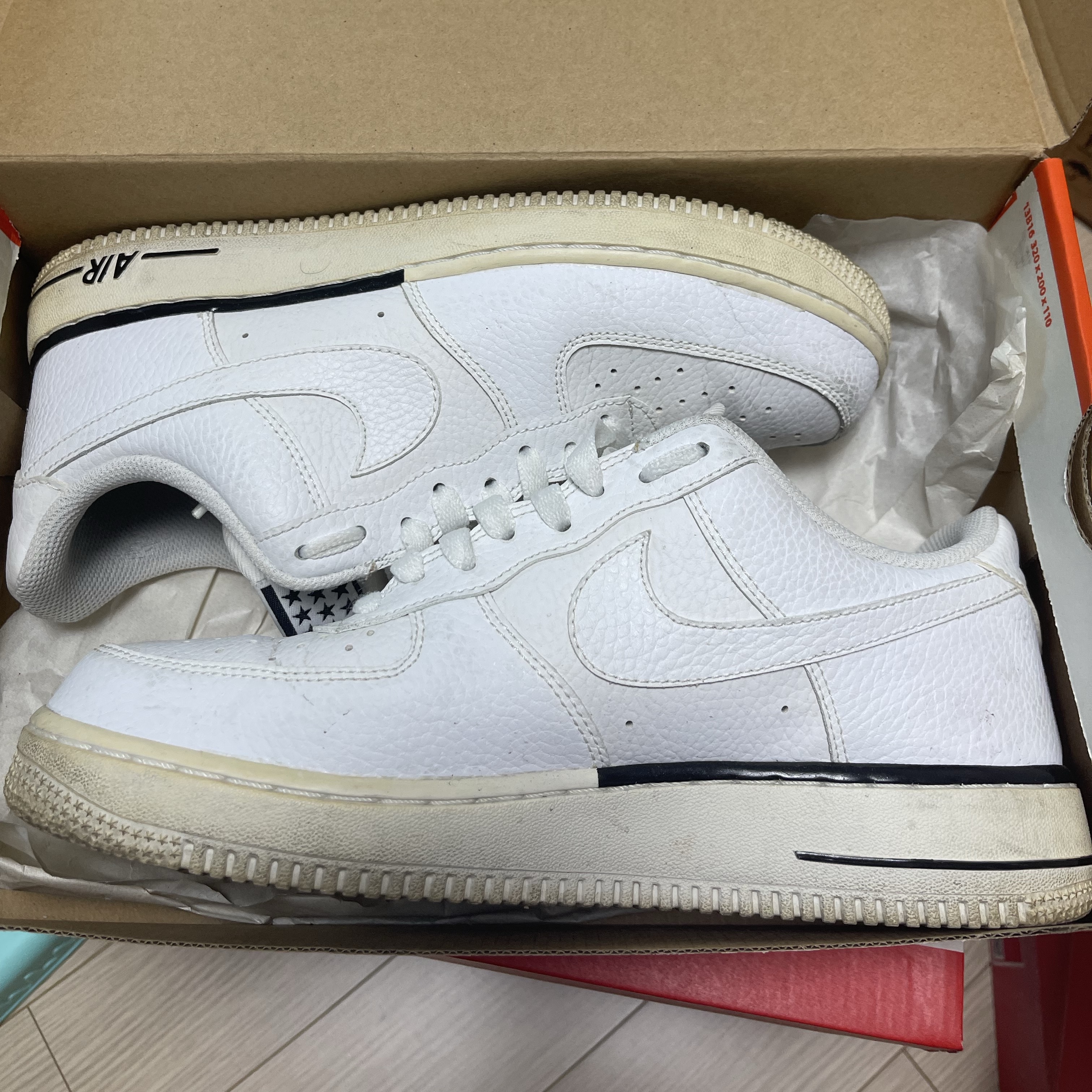 Nike Air Force 1 '07 Low White White Black 착용 스타일