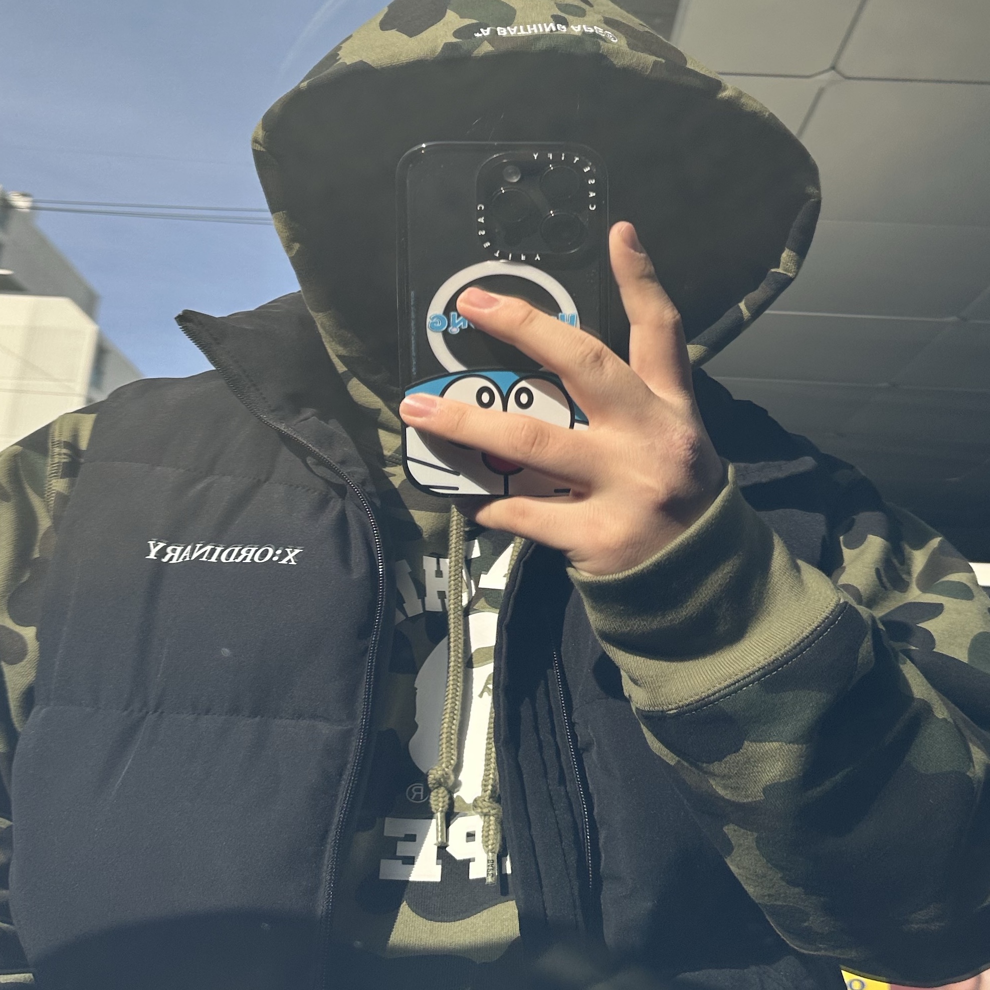 BAPE 1st Camo College Pullover Hoodie Army Green 착용 스타일