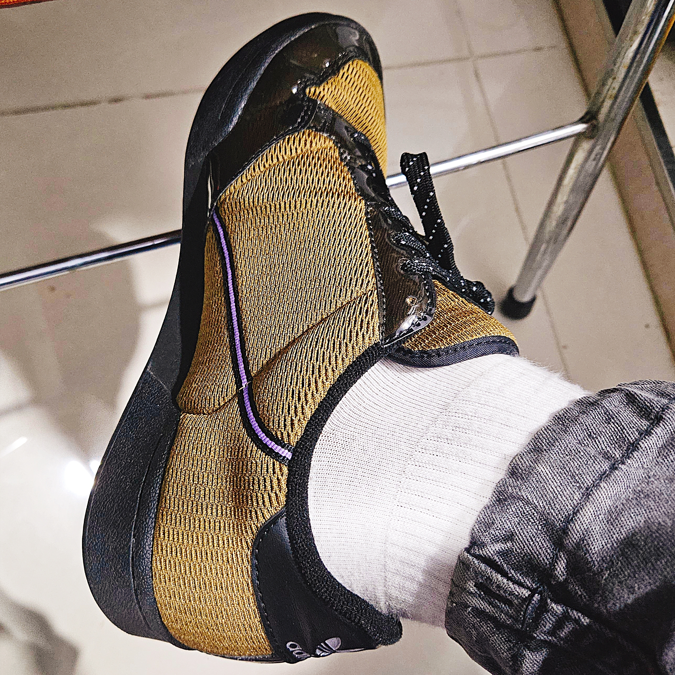 Adidas x Blondey McCoy Continental Core Black Magic Lilac 착용 스타일 - 2