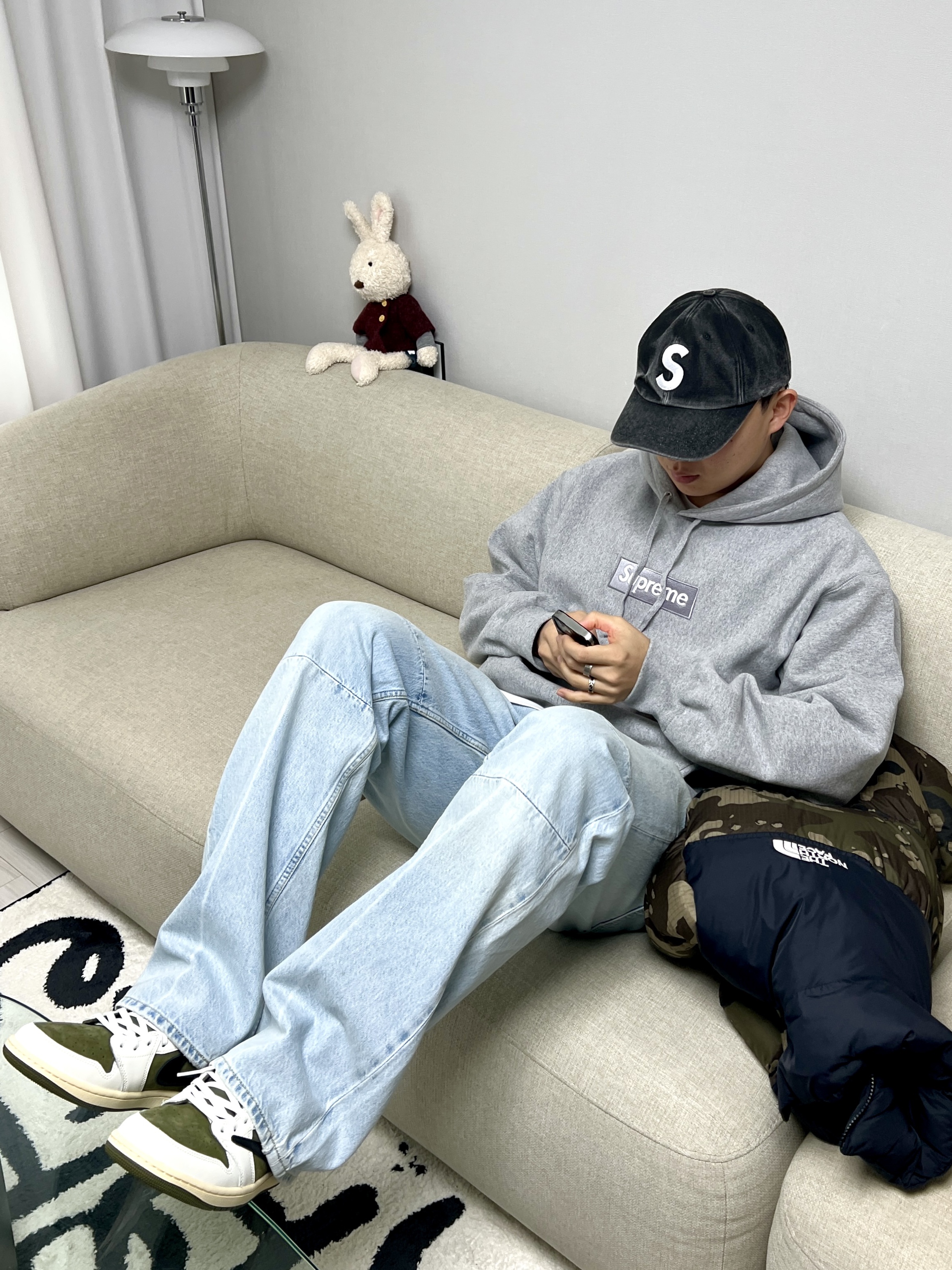Supreme Pigment S Logo 6-Panel Black - 24FW, Supreme Box Logo Hooded Sweatshirt Heather Grey - 24FW 착용 스타일
