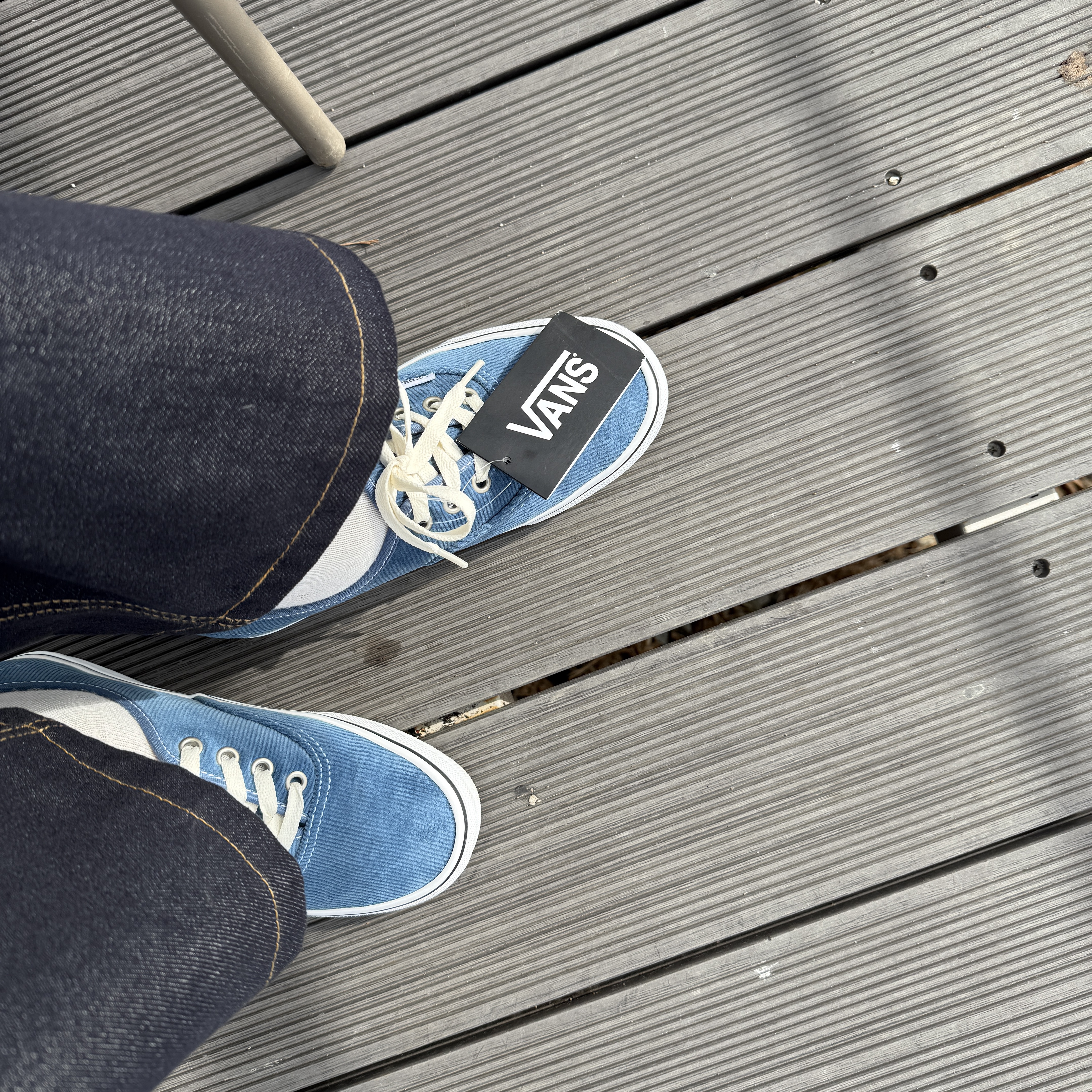 Vans Authentic Corduroy Blue 착용 스타일