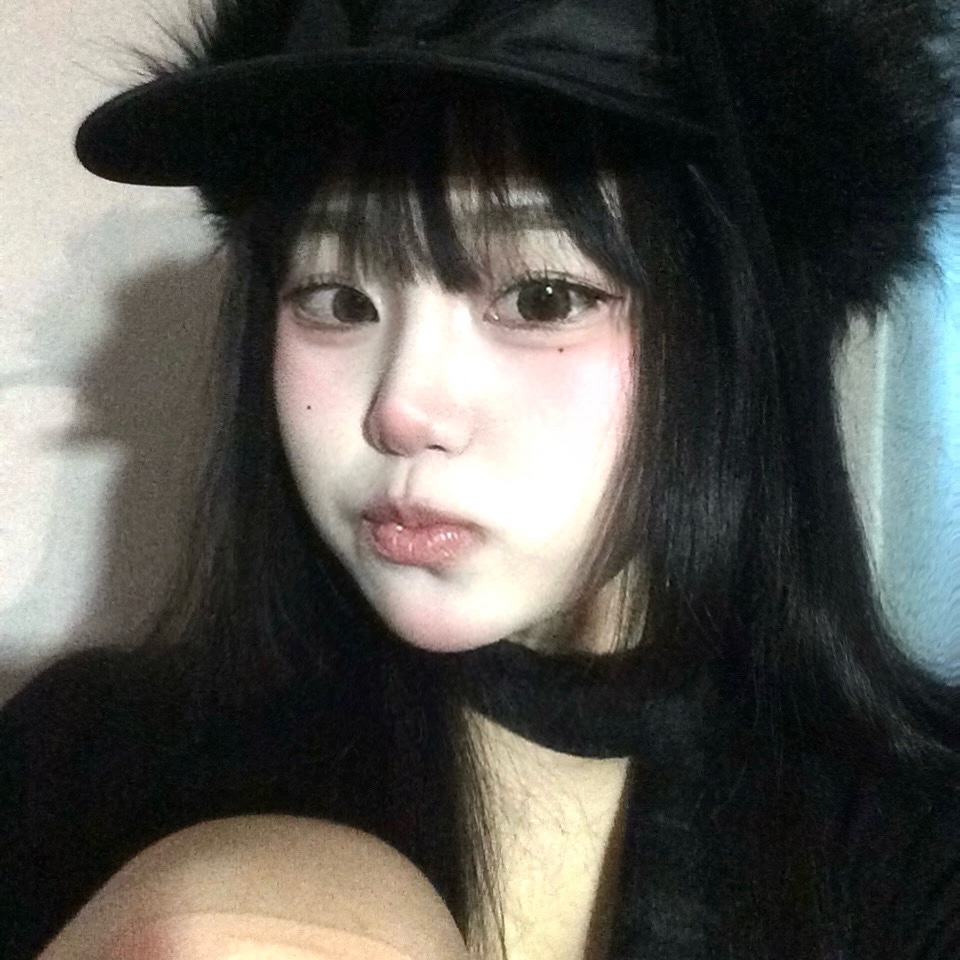 Open Yy Faux Fur Earflap Cap Black 착용 스타일 - 1