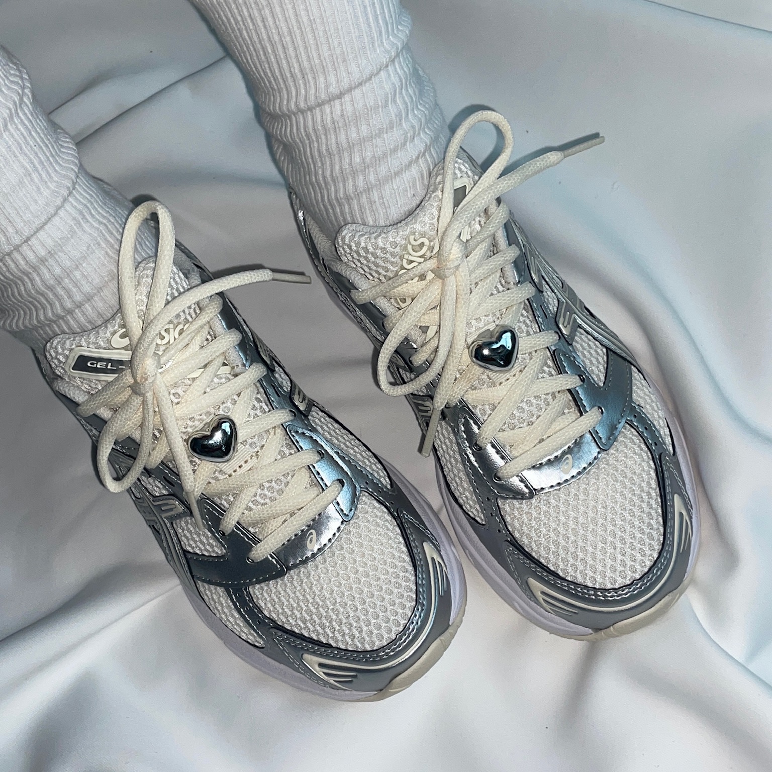 (W) Asics Gel-1130 Cream Pure Silver 착용 스타일 - 1