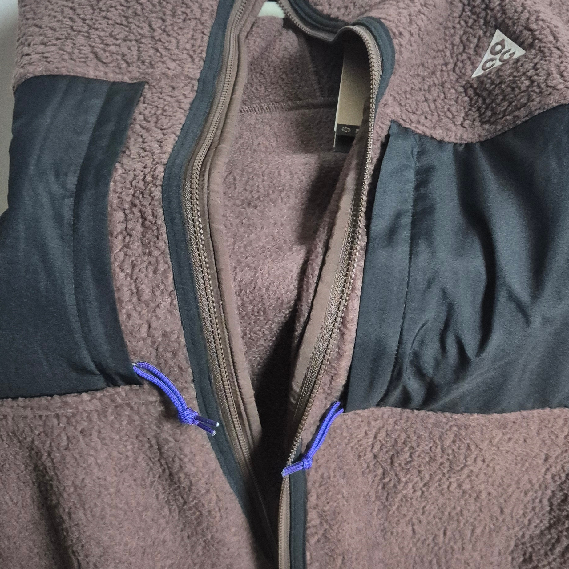 Nike ACG Arctic Wolf Vest Baroque Brown - Asia 착용 스타일