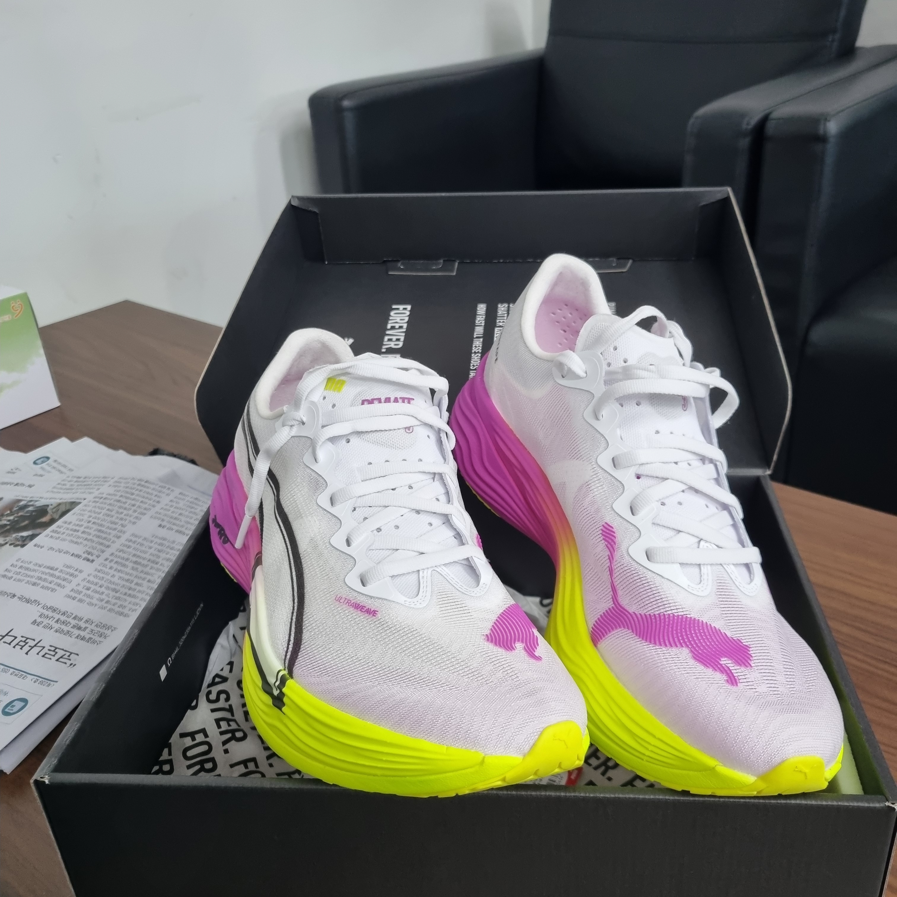 Puma Deviate Nitro Elite 3 White Pure Magenta 착용 스타일
