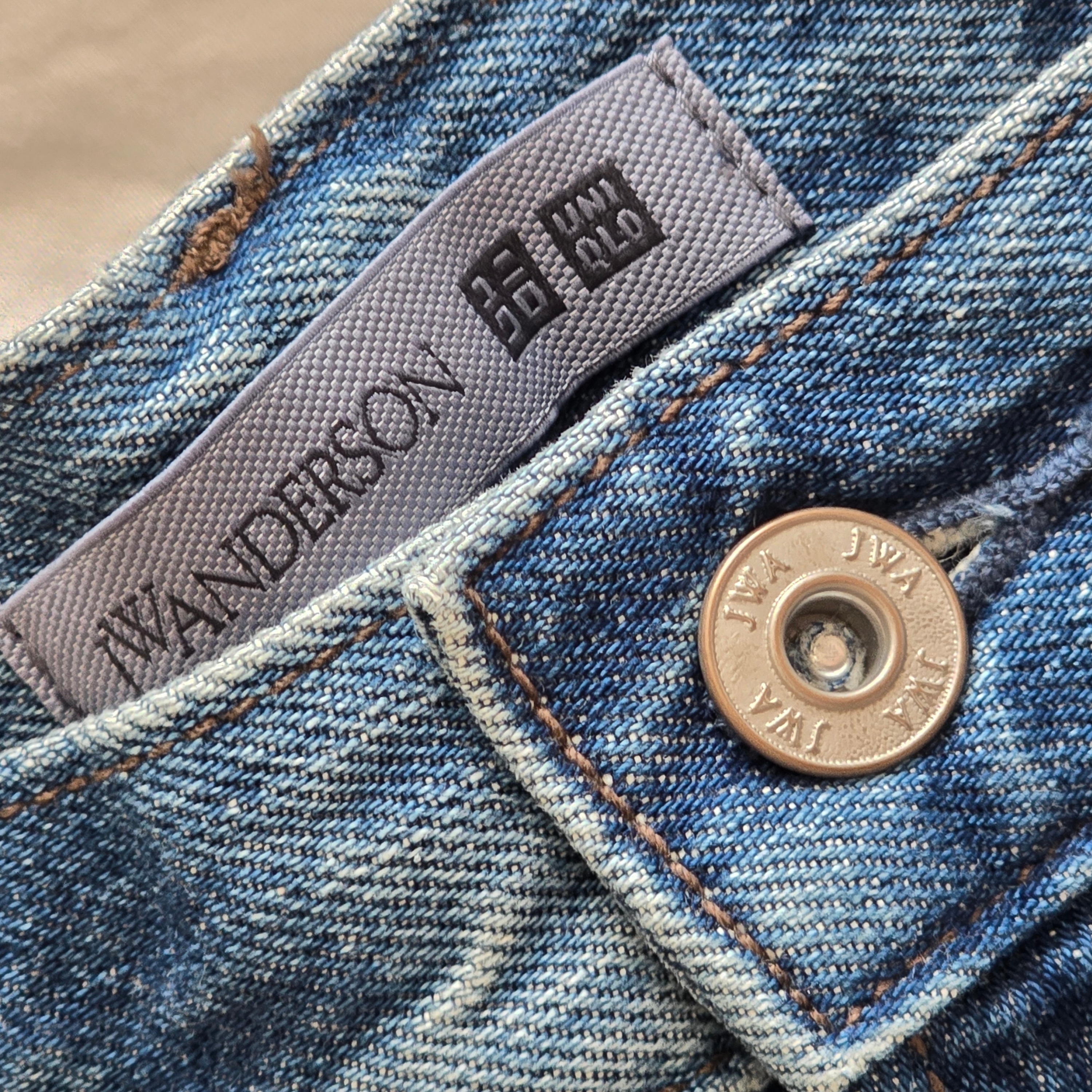 Uniqlo x JW Anderson Straight Jean Blue - KR 착용 스타일 - 2