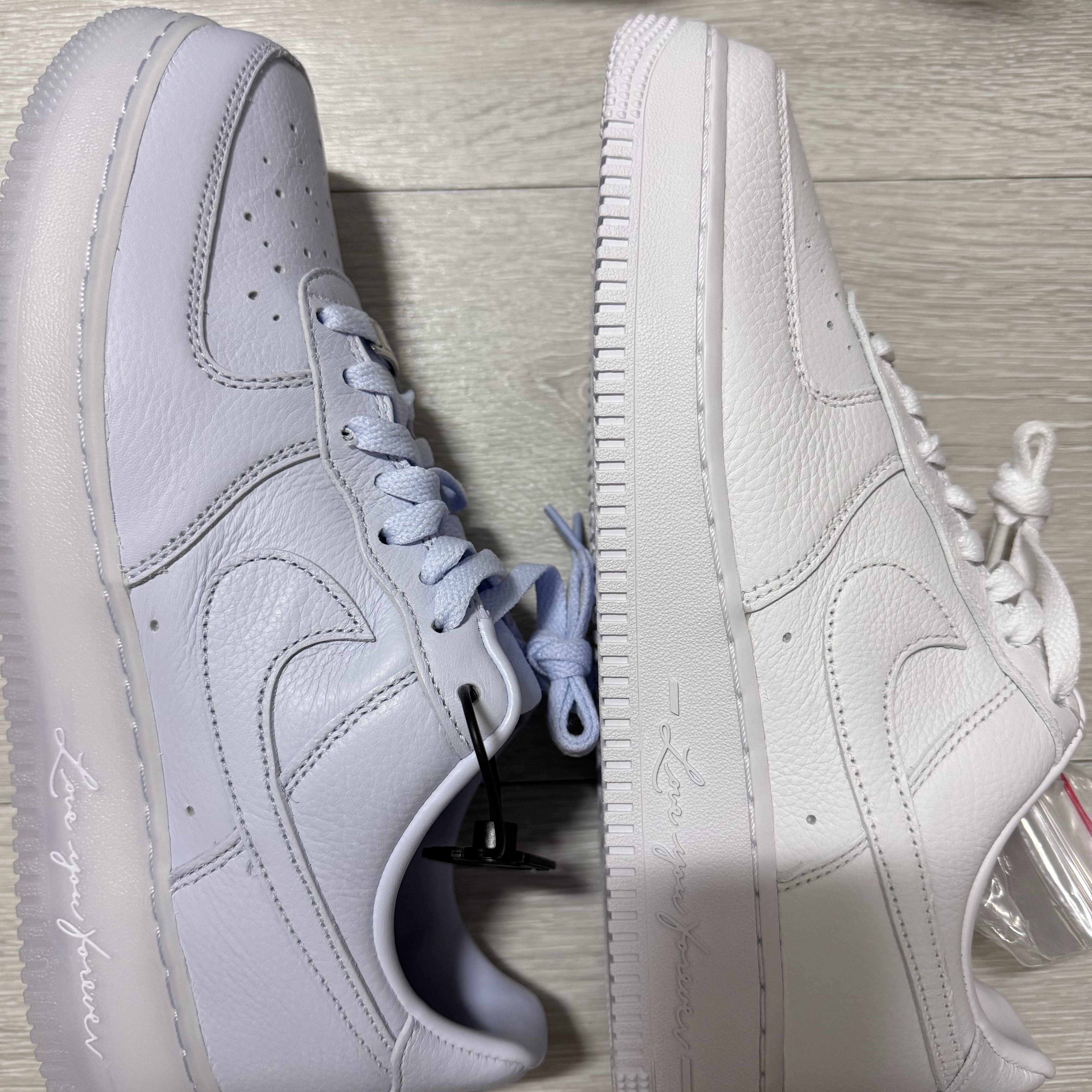 Nike x Drake Nocta Air Force 1 Low SP Certified Lover Boy Palest Purple Cobalt Tint 착용 스타일 - 1