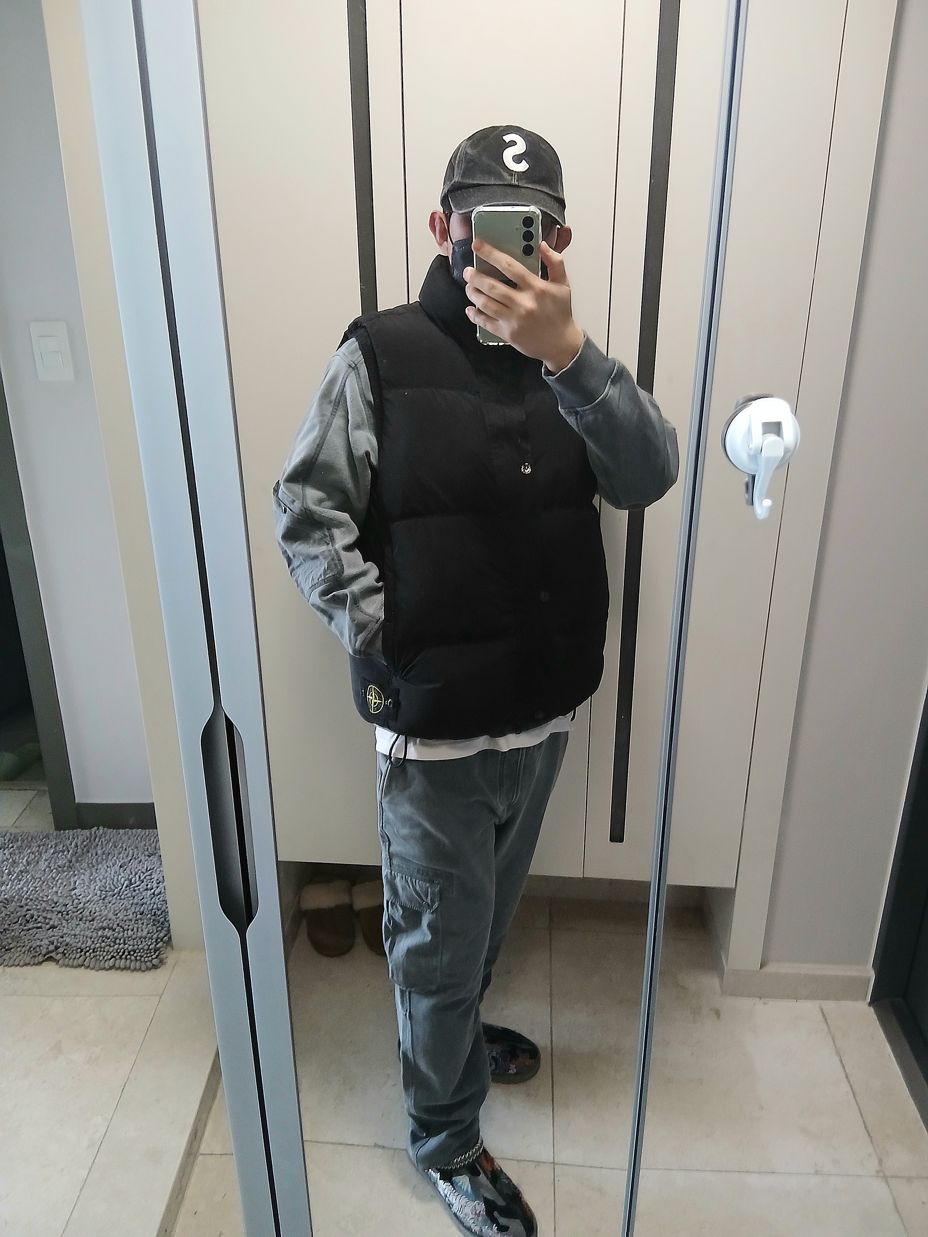 UGG x Palace Tasman Slipper Black Camo, Supreme Pigment S Logo 6-Panel Black - 24FW 착용 스타일 - 5