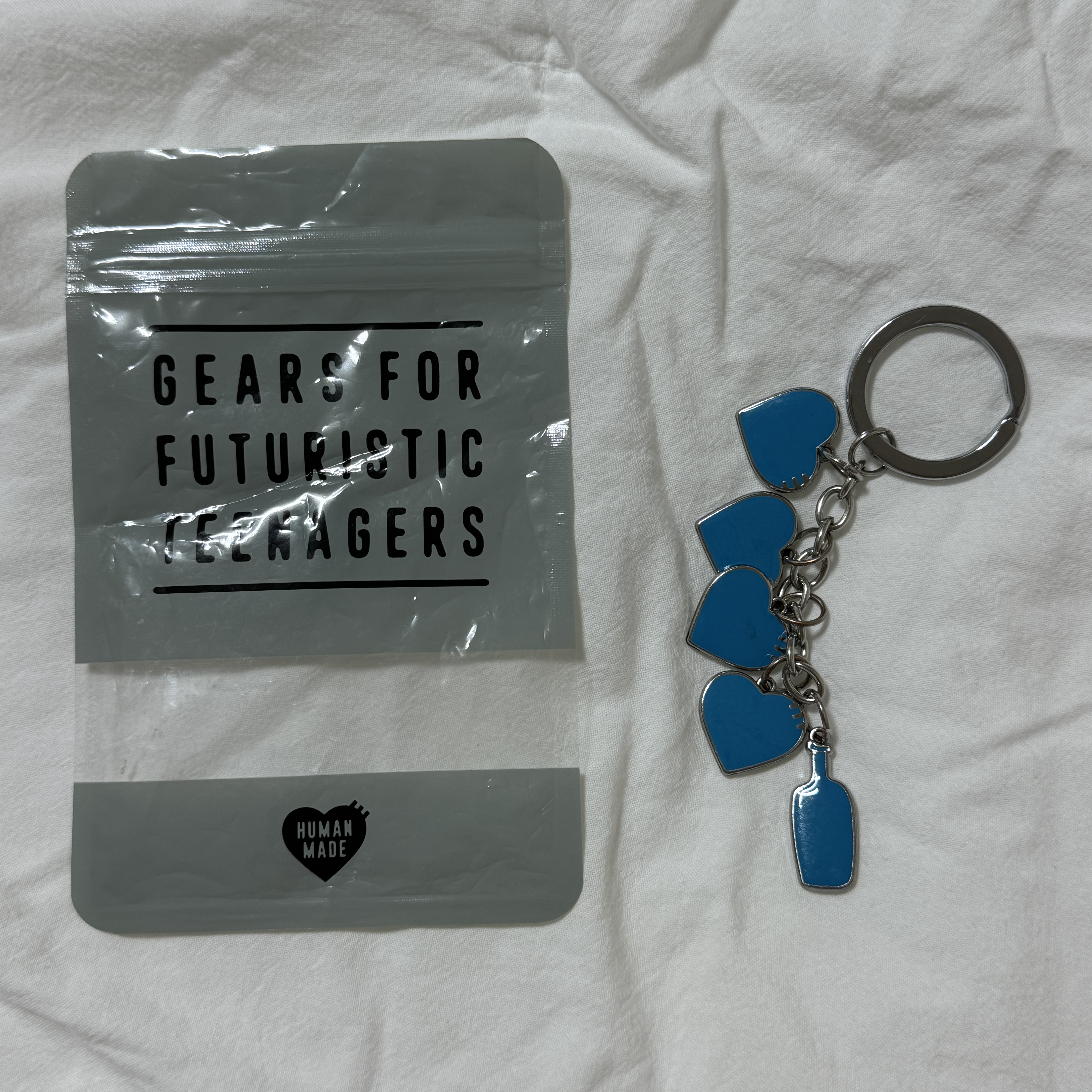 Human Made x Blue Bottle Coffee Key Charm Blue 착용 스타일 - 2