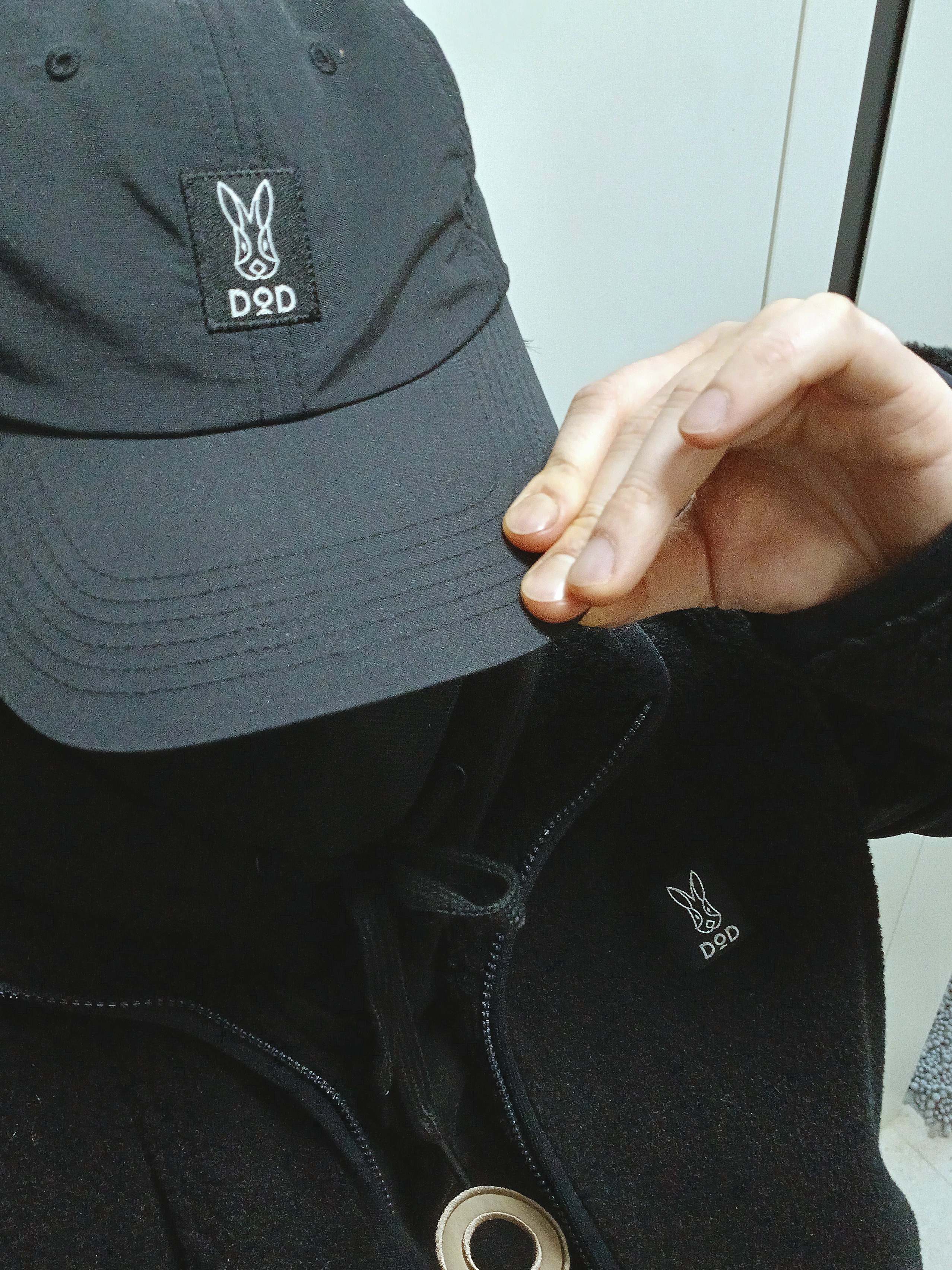 UGG x Palace Tasman Slipper Black Camo, Supreme Small Box T-Shirt White - 24SS 착용 스타일 - 4