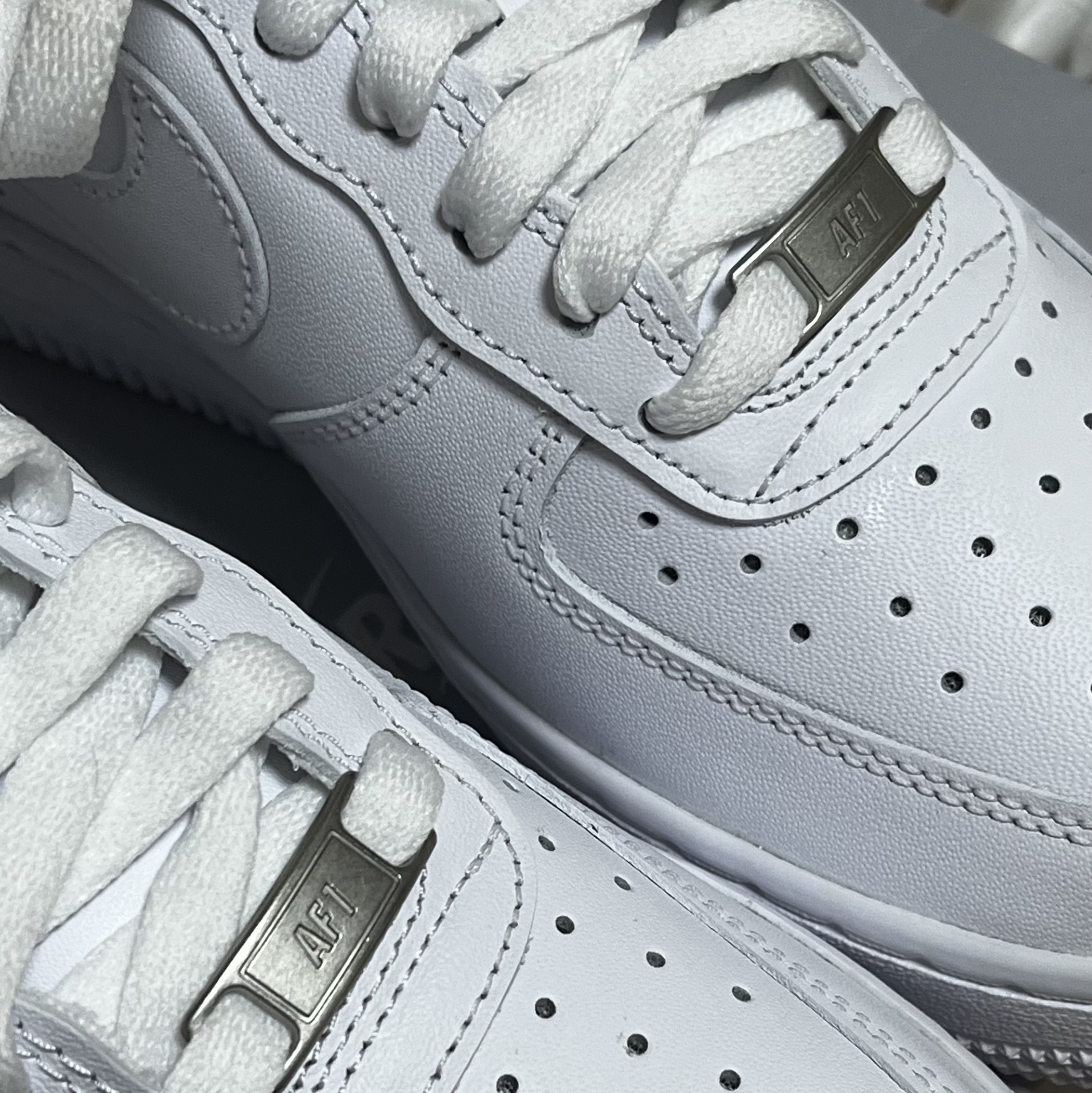 (W) Nike Air Force 1 '07 Low White 착용 스타일 - 2