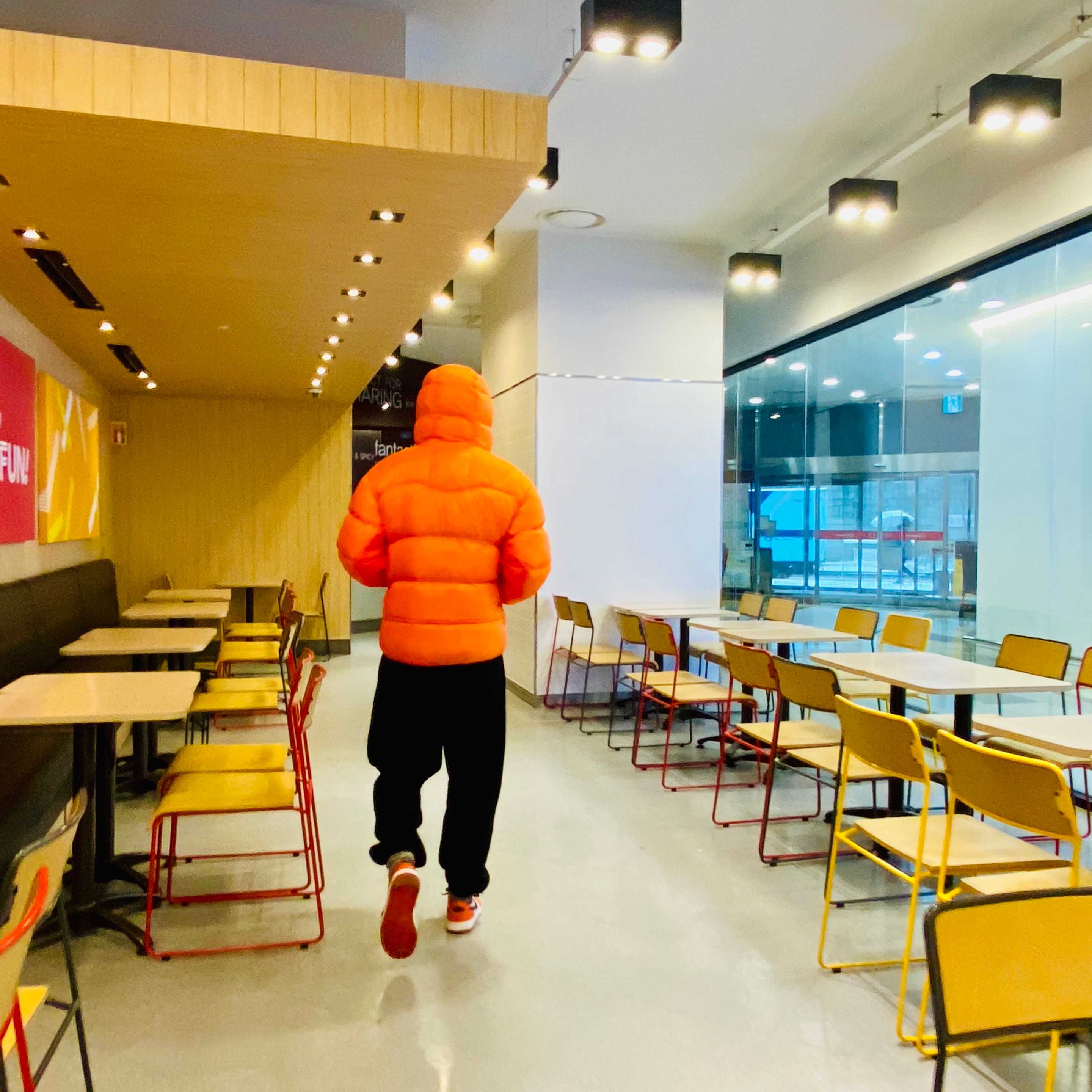 Nike ACG Therma-Fit ADV Lunar Lake Puffer Jacket Safety Orange - Asia, Jordan 1 Low OG Starfish 착용 스타일 - 2