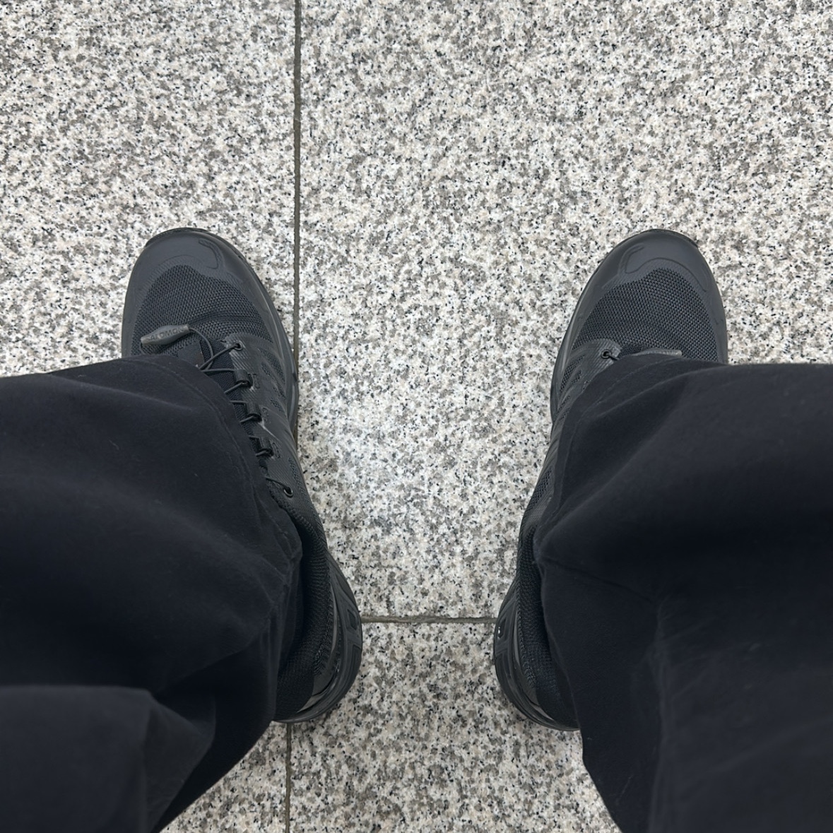Salomon XT-Wings 2 ADV Black 착용 스타일 - 2