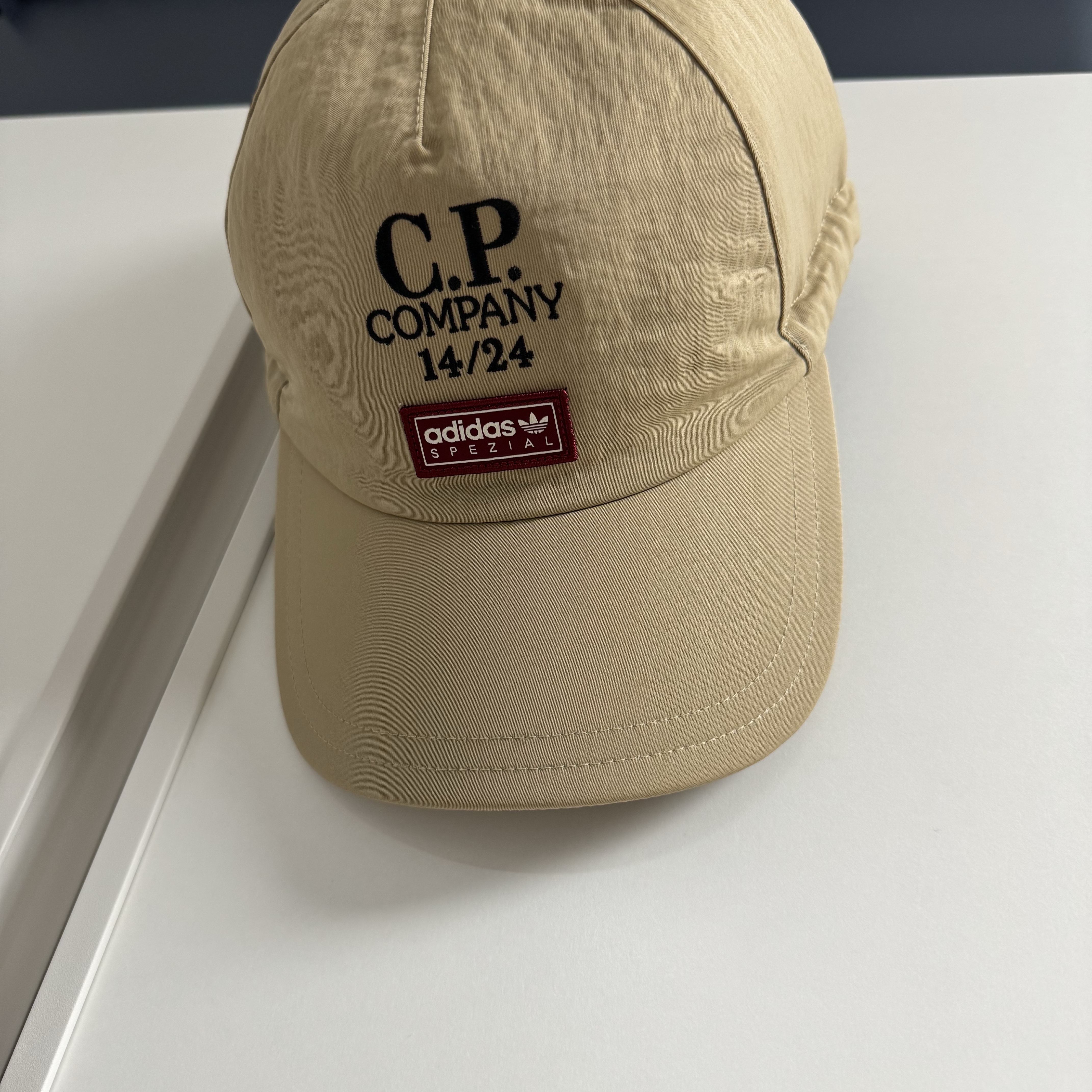 Adidas x C.P. Company Spezial Cap Hemp 착용 스타일