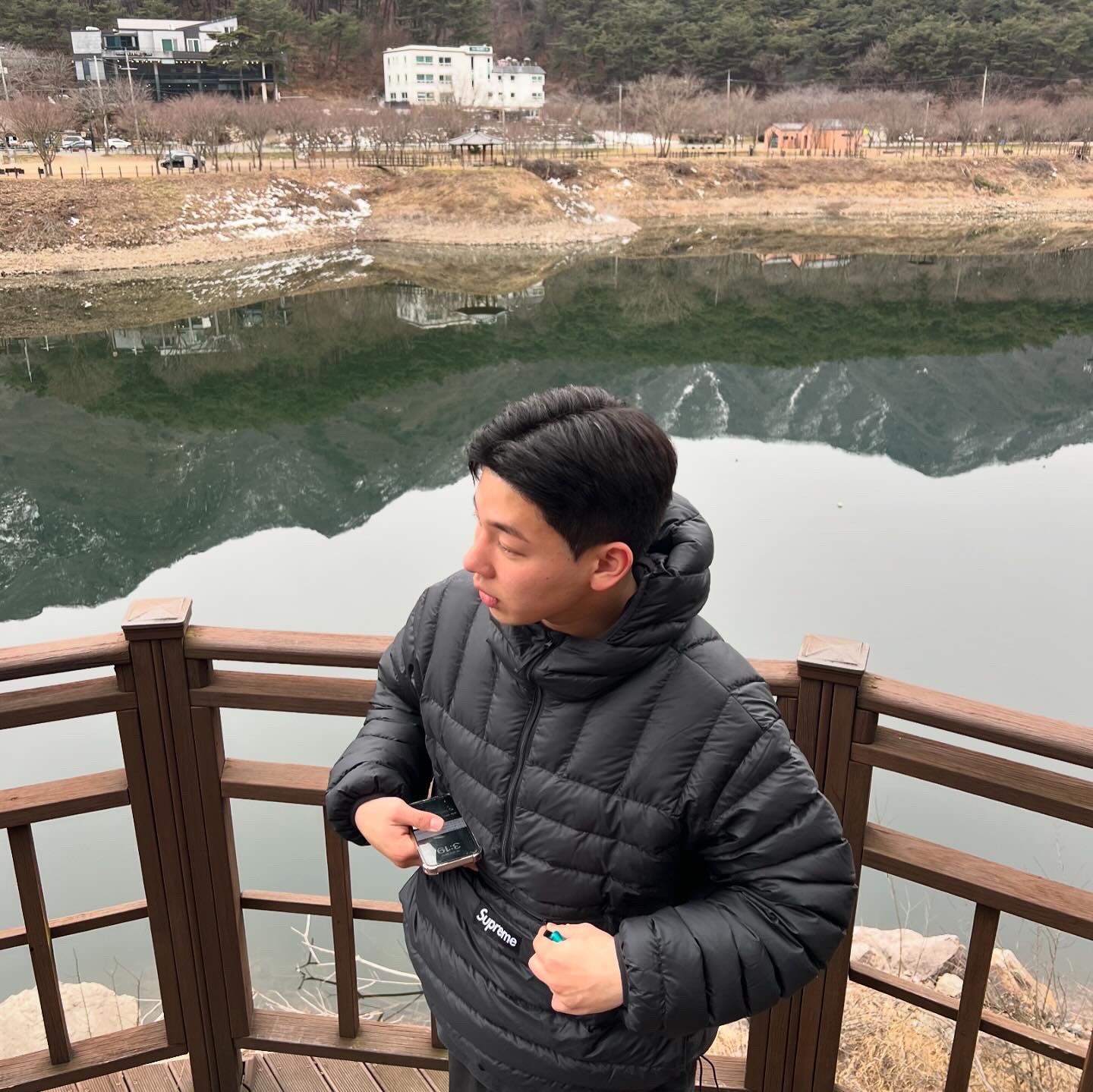 Supreme Micro Down Half Zip Hooded Pullover Black - 24FW 착용 스타일 - 1