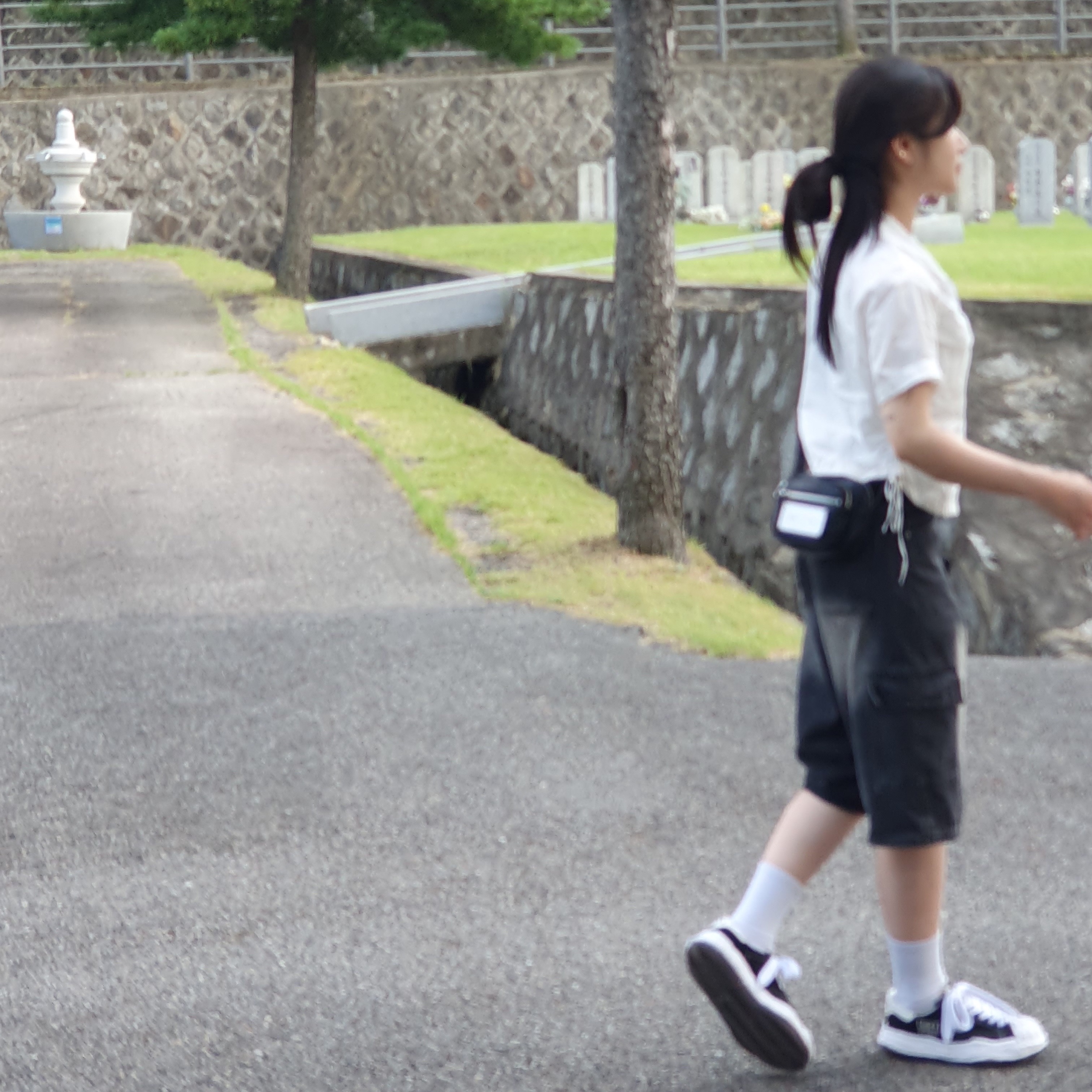 Maison Mihara Yasuhiro Blakey OG Sole Canvas Low-top Sneakers Black White 착용 스타일 - 2
