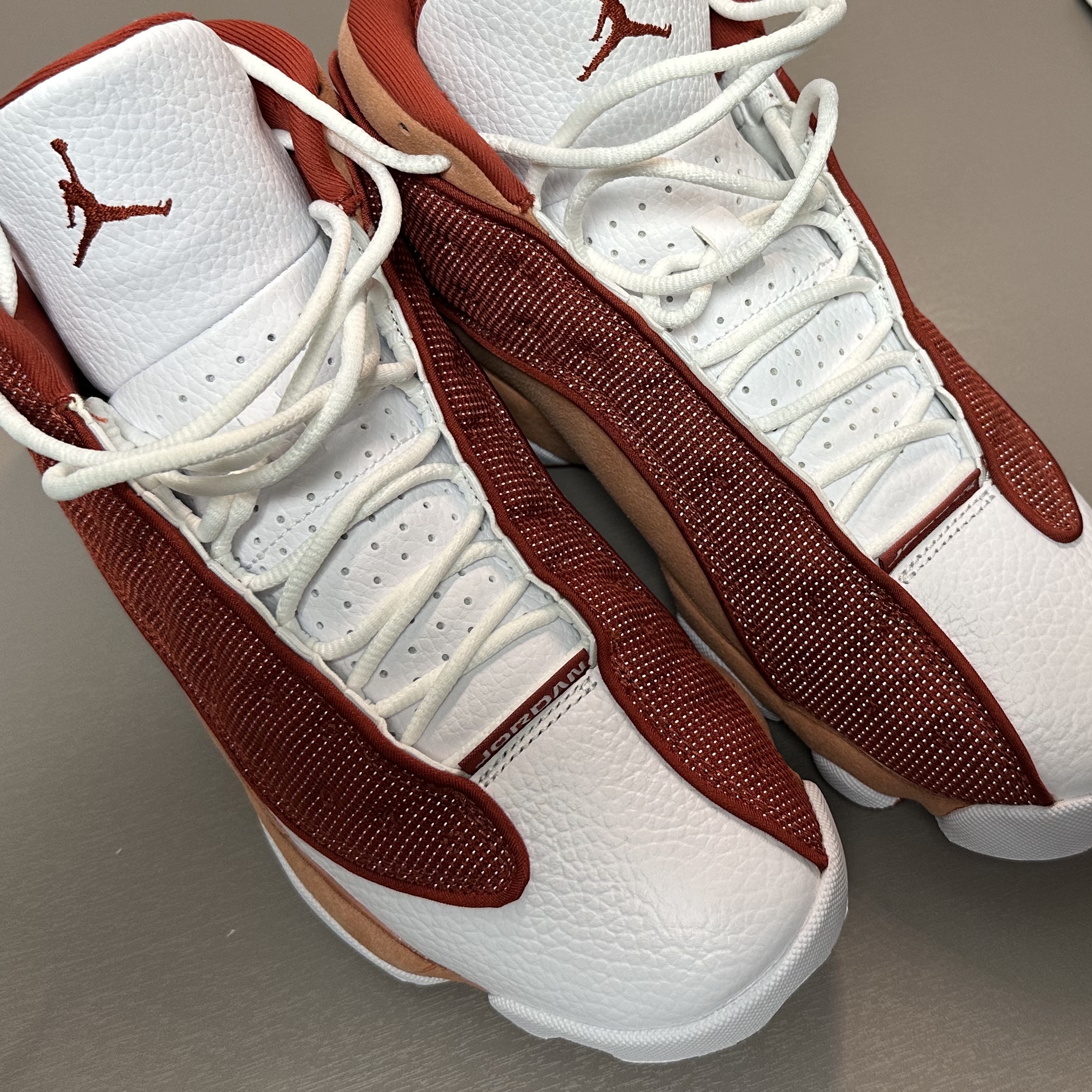 Jordan 13 Retro Premio Bin 23 착용 스타일