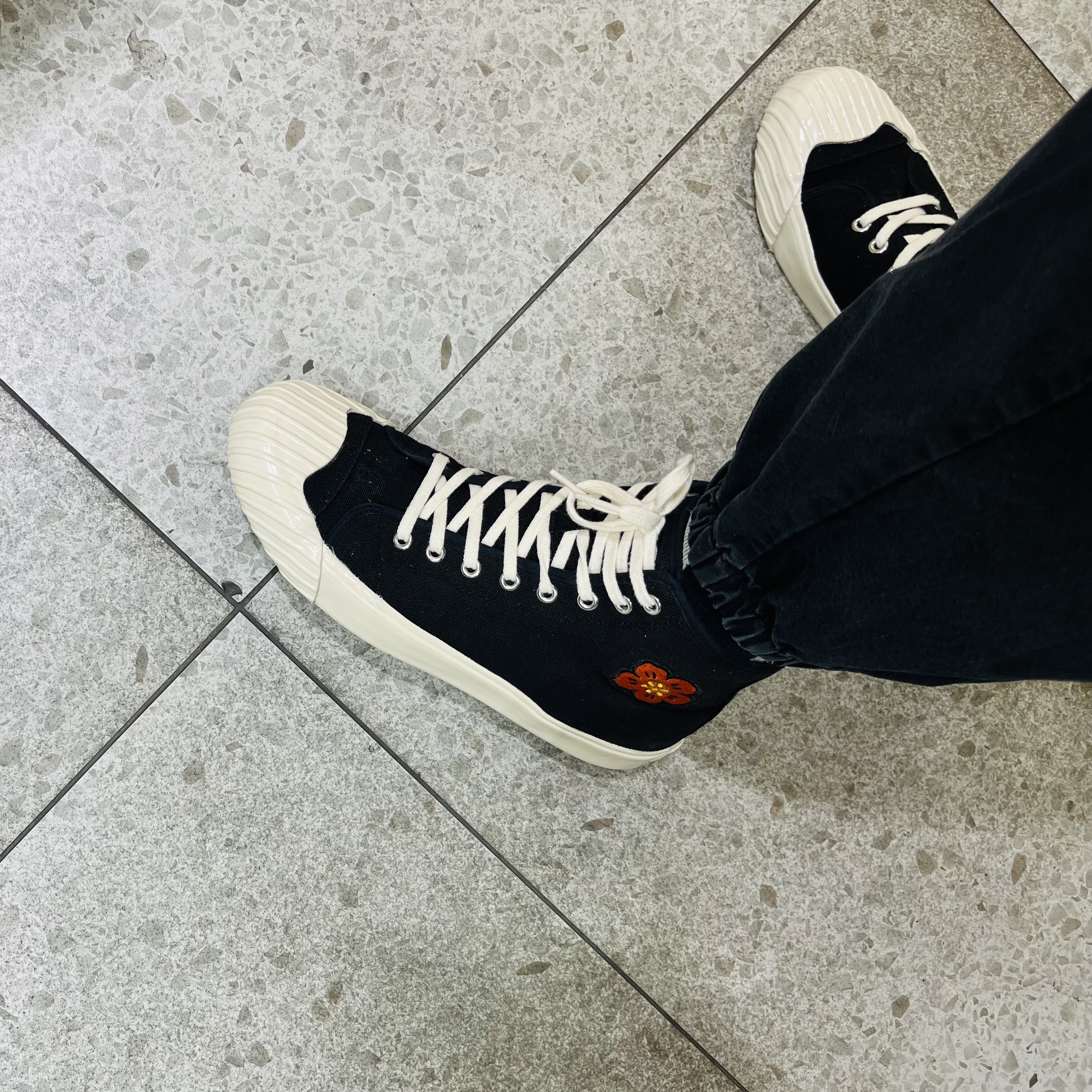 Kenzo Kenzoschool High-Top Trainers Black 착용 스타일 - 3