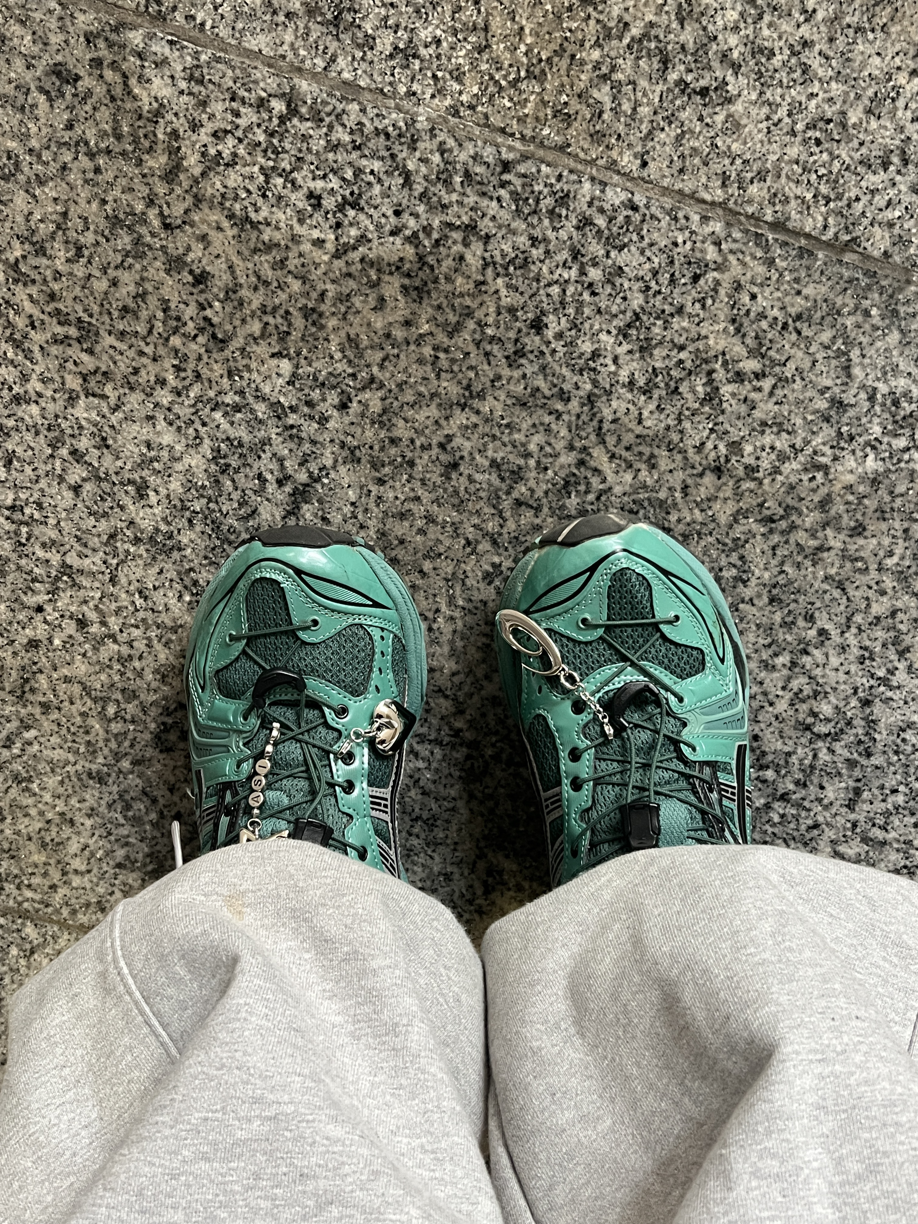 Asics x Unaffected Gel-Kayano 14 Uranus Green 착용 스타일
