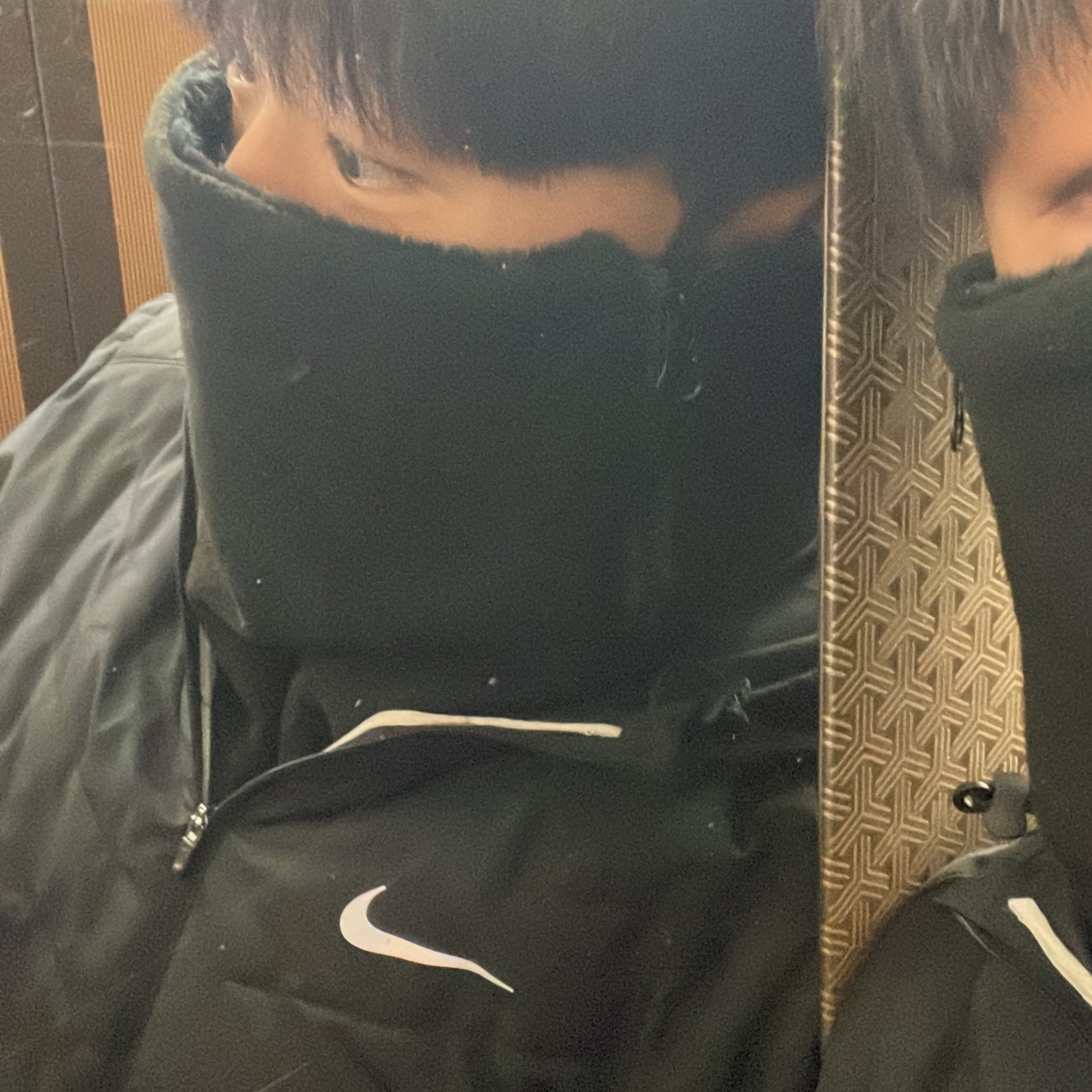 Nike Therma-Fit Repel Synthetic Fill Running Jacket Black - Asia, Nike Korea Strike Elite Dri-Fit Knit Soccer Drill Top Black - Asia 착용 스타일 - 1