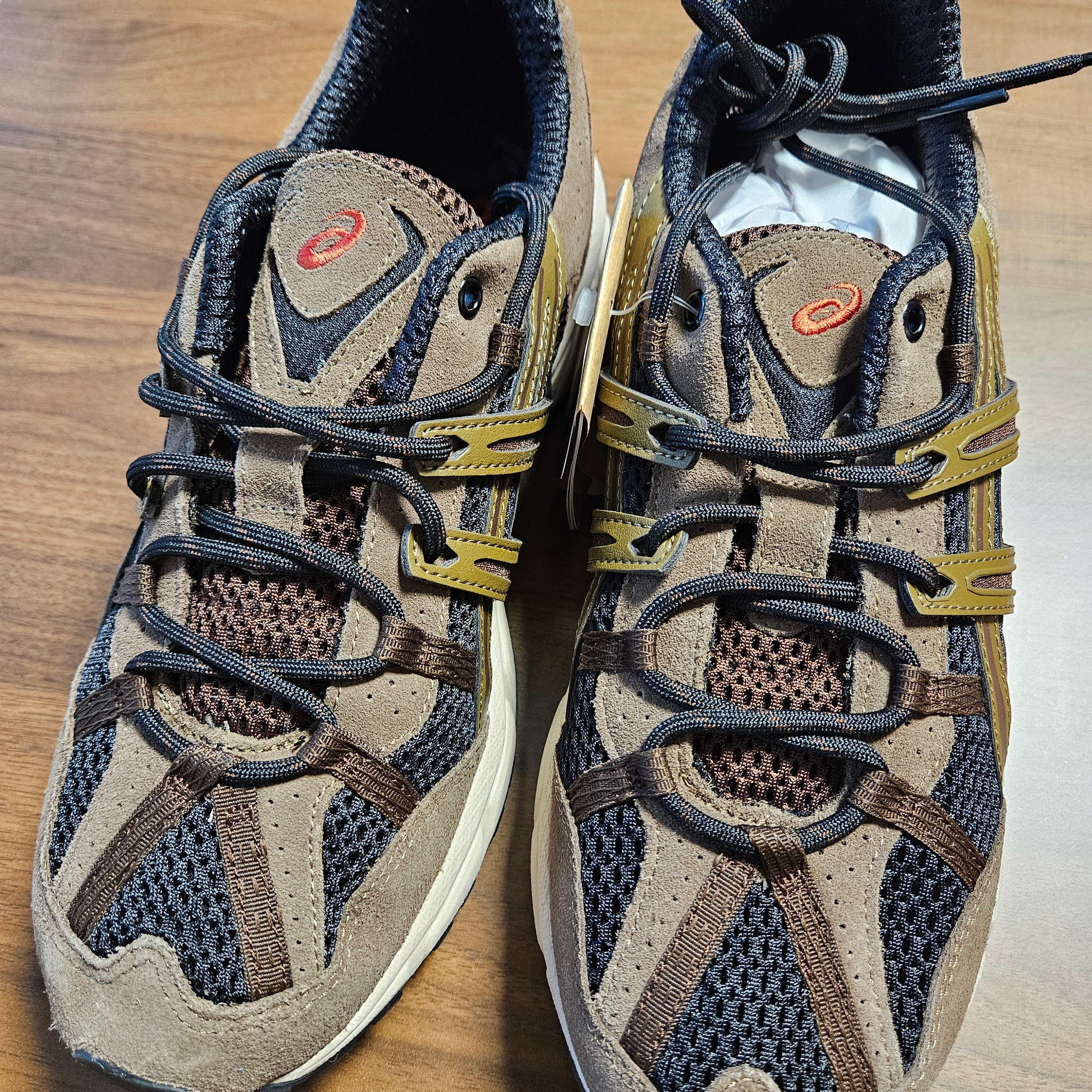 Asics Gel-Sonoma 15-50 Black Clay Canyon 착용 스타일