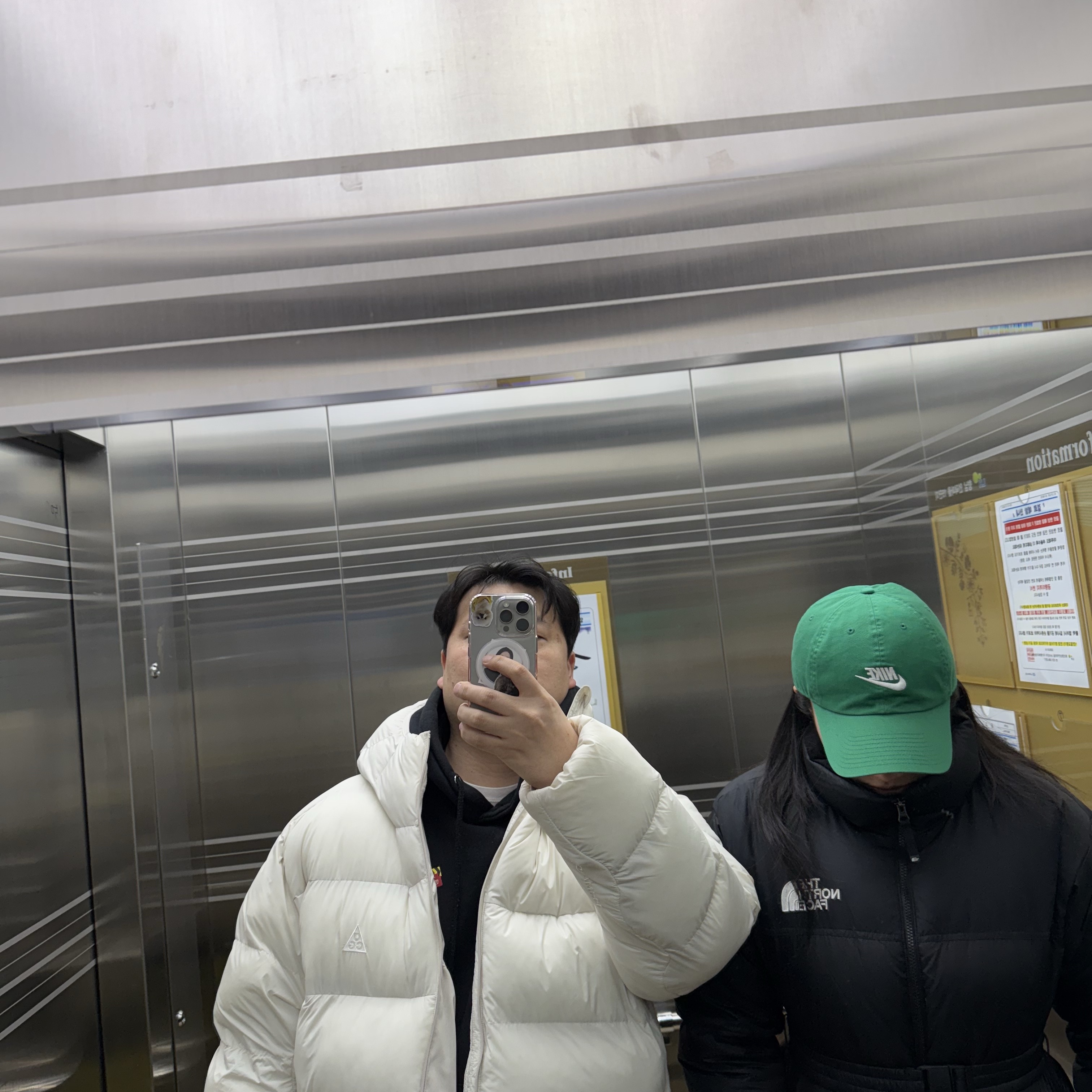 Nike ACG Therma-Fit ADV Lunar Lake Loose Hooded Jacket Light Orewood Brown - Asia 착용 스타일