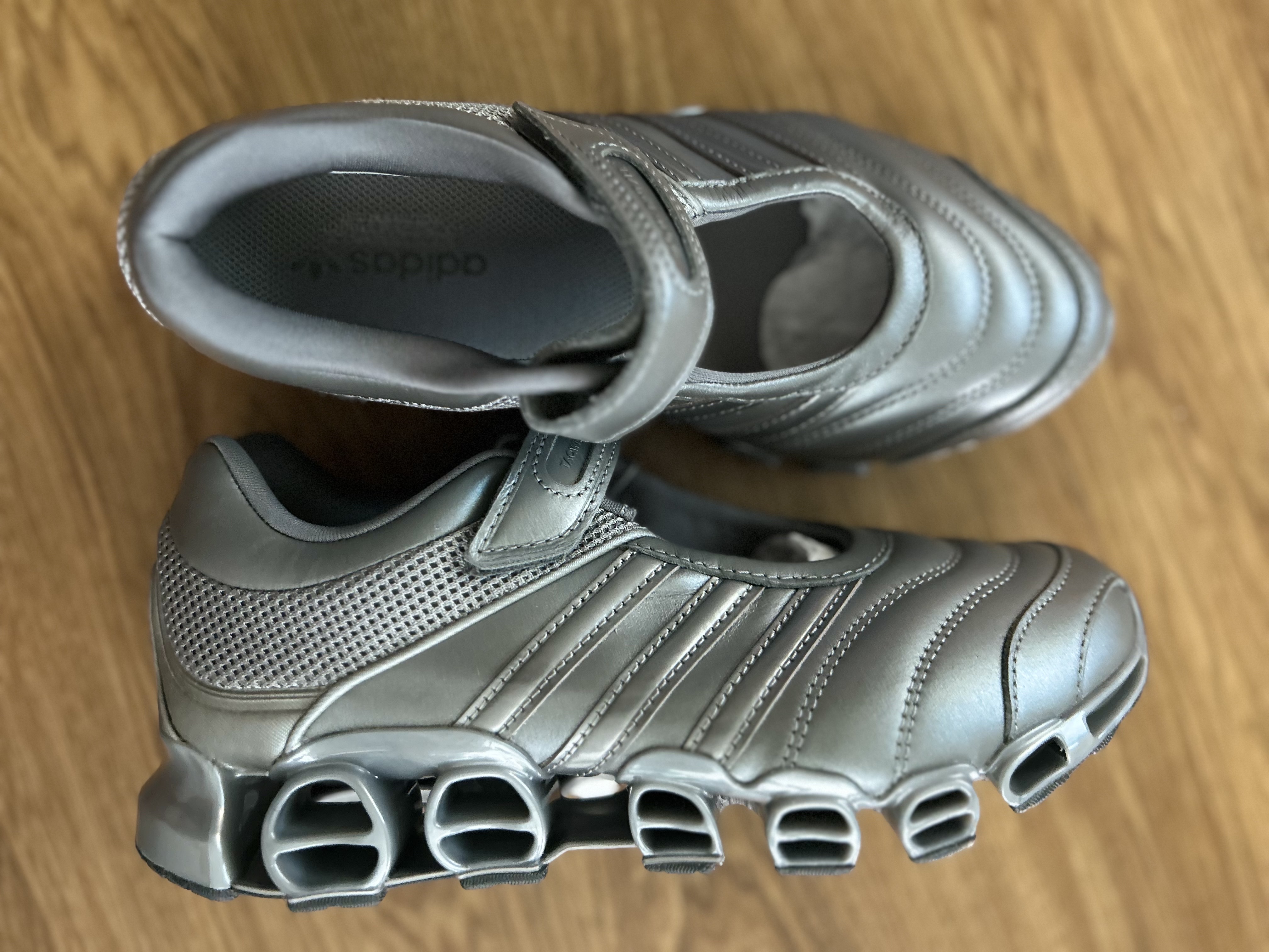 (W) Adidas x Taqwa Bint Ali Megaride Mary Jane Iron Metallic Cyber Metallic 착용 스타일