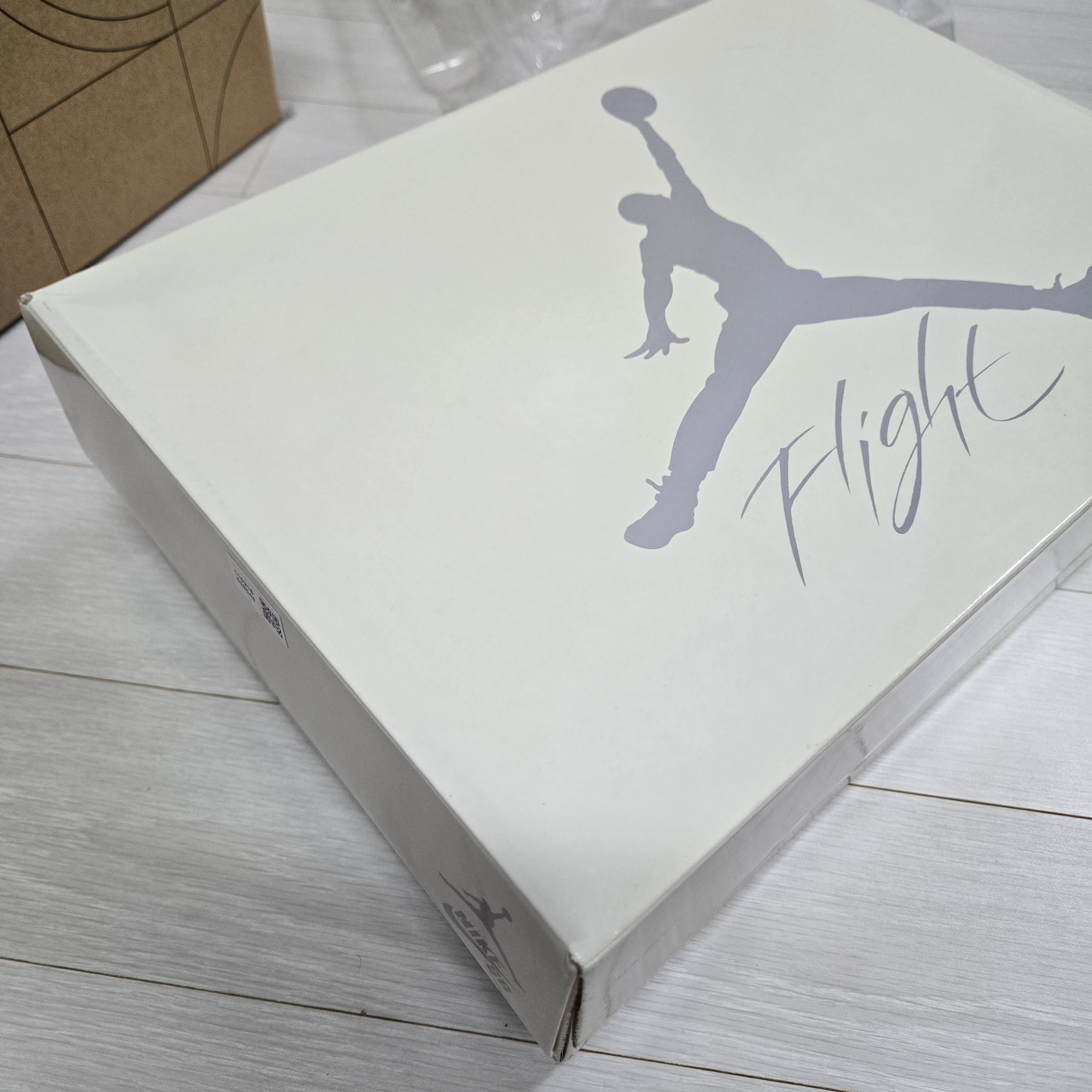 Jordan 4 x Nike SB Retro SP Pine Green 착용 스타일 - 3