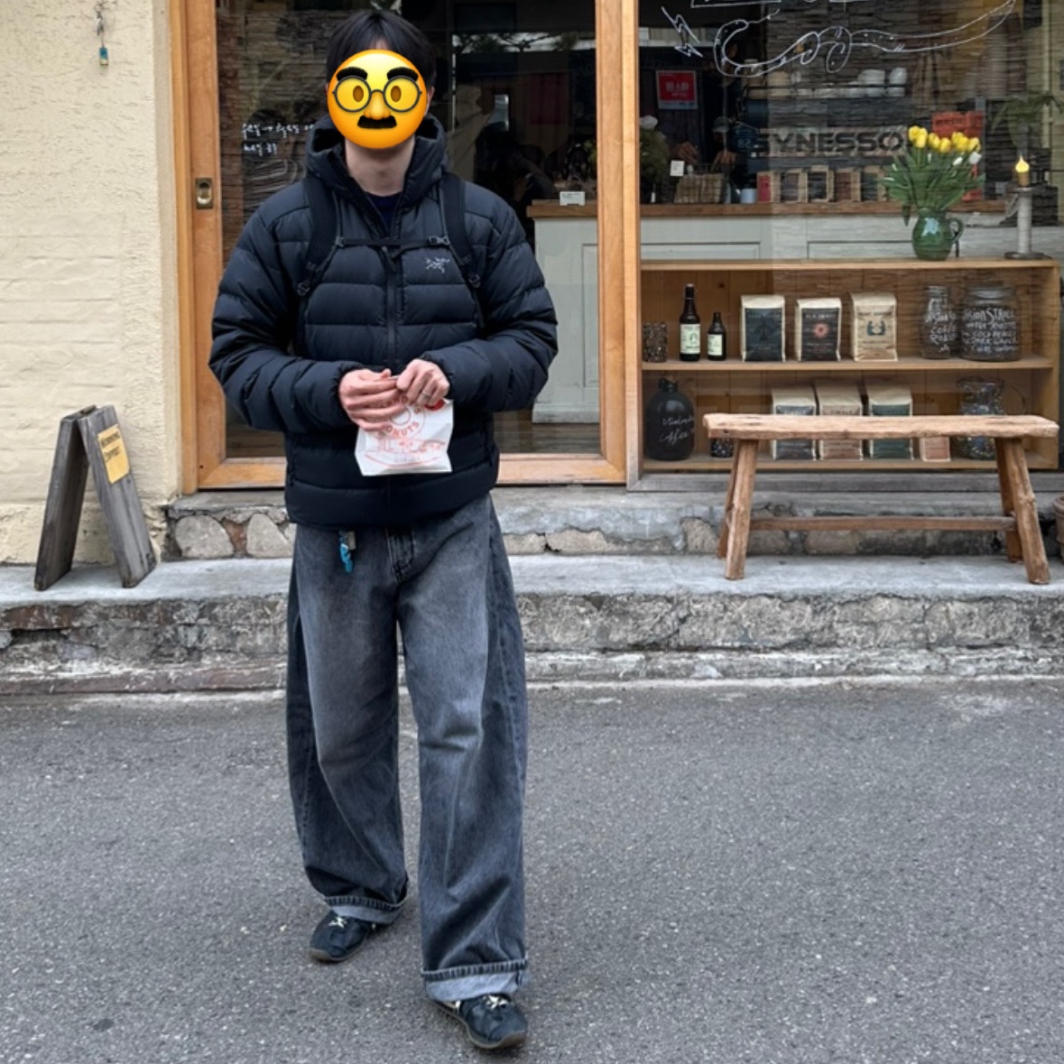 Arc'teryx Thorium Hoody Black, Adidas x Wales Bonner Country Core Black 착용 스타일