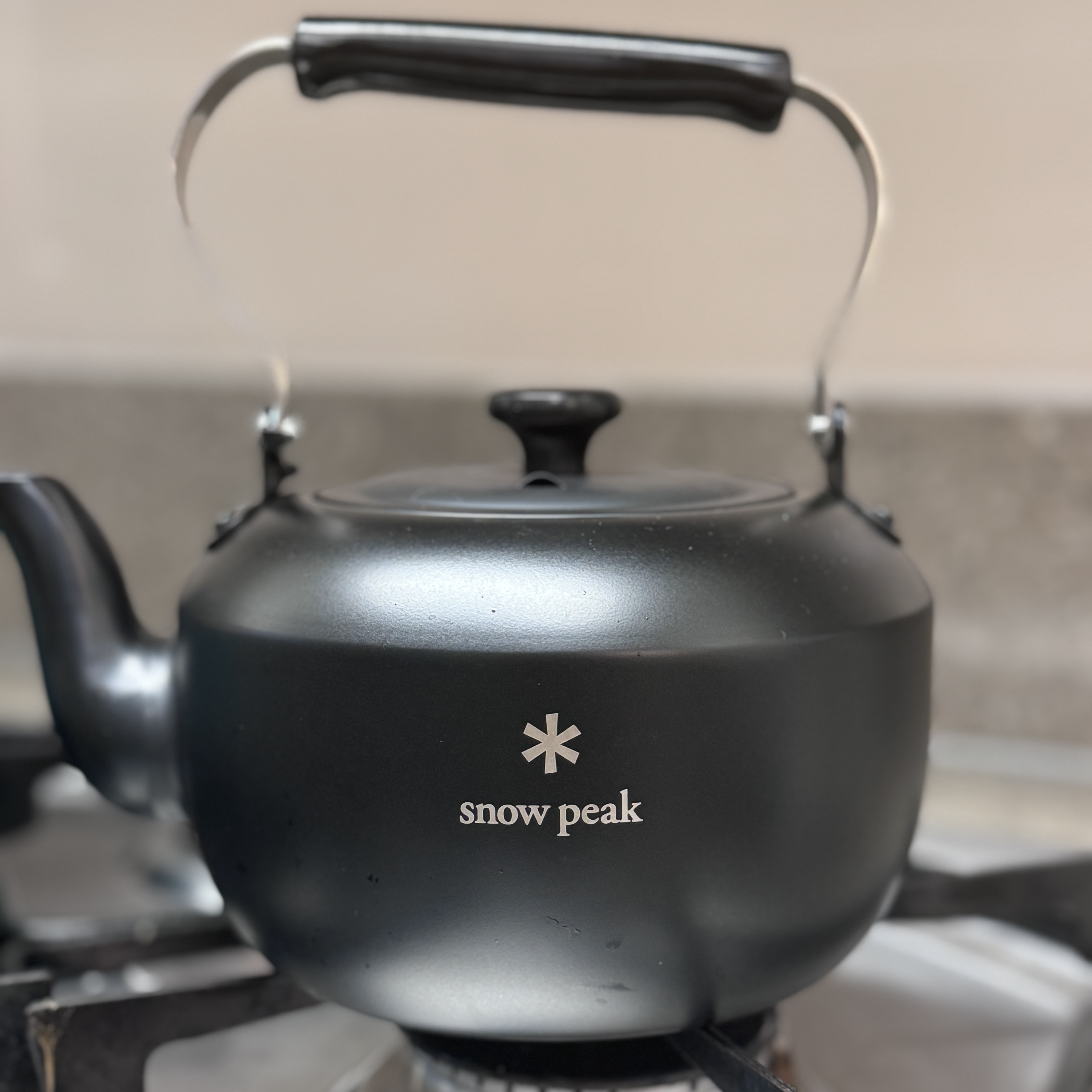 Snow Peak Classic Kettle Black 1.5, Snow Peak Classic Kettle Black 착용 스타일 - 2