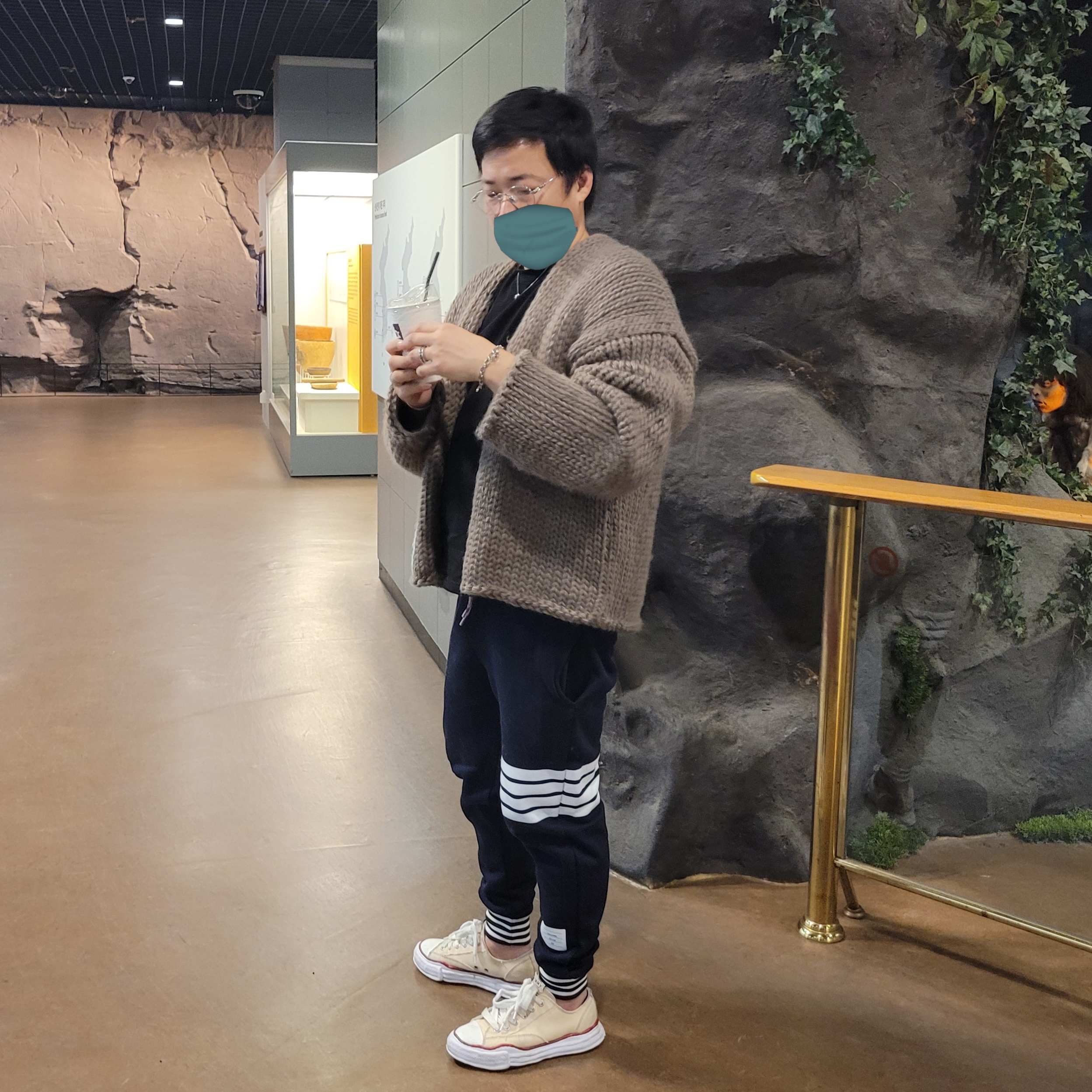 갈색 바지 | SHOP | KREAM