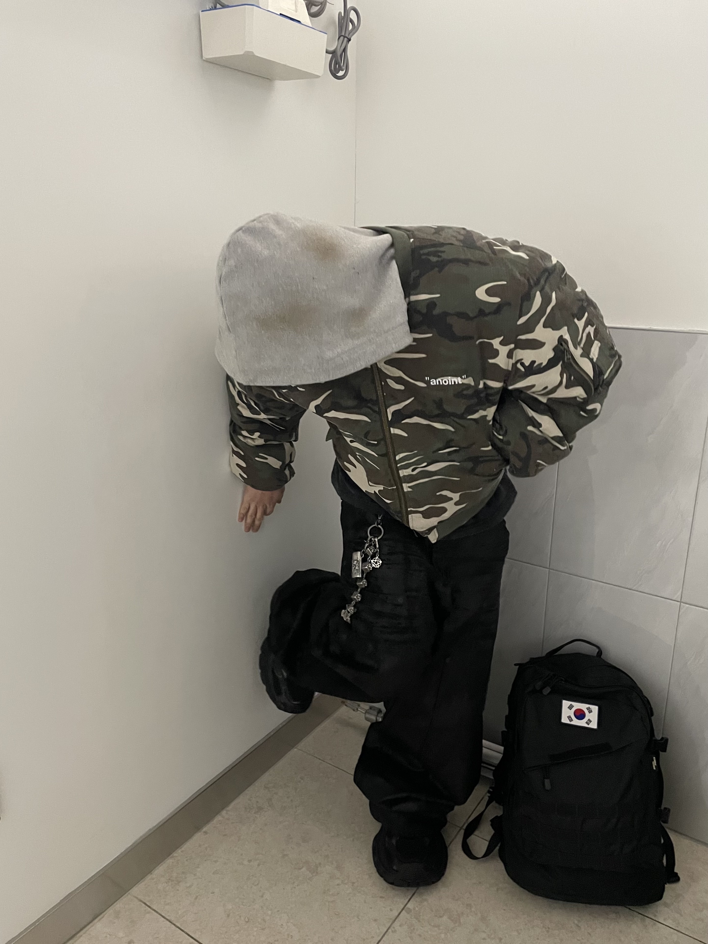 Awende Messiah Camo Bomber Jacket, Balenciaga 10XL Sneakers Black 착용 스타일 - 1