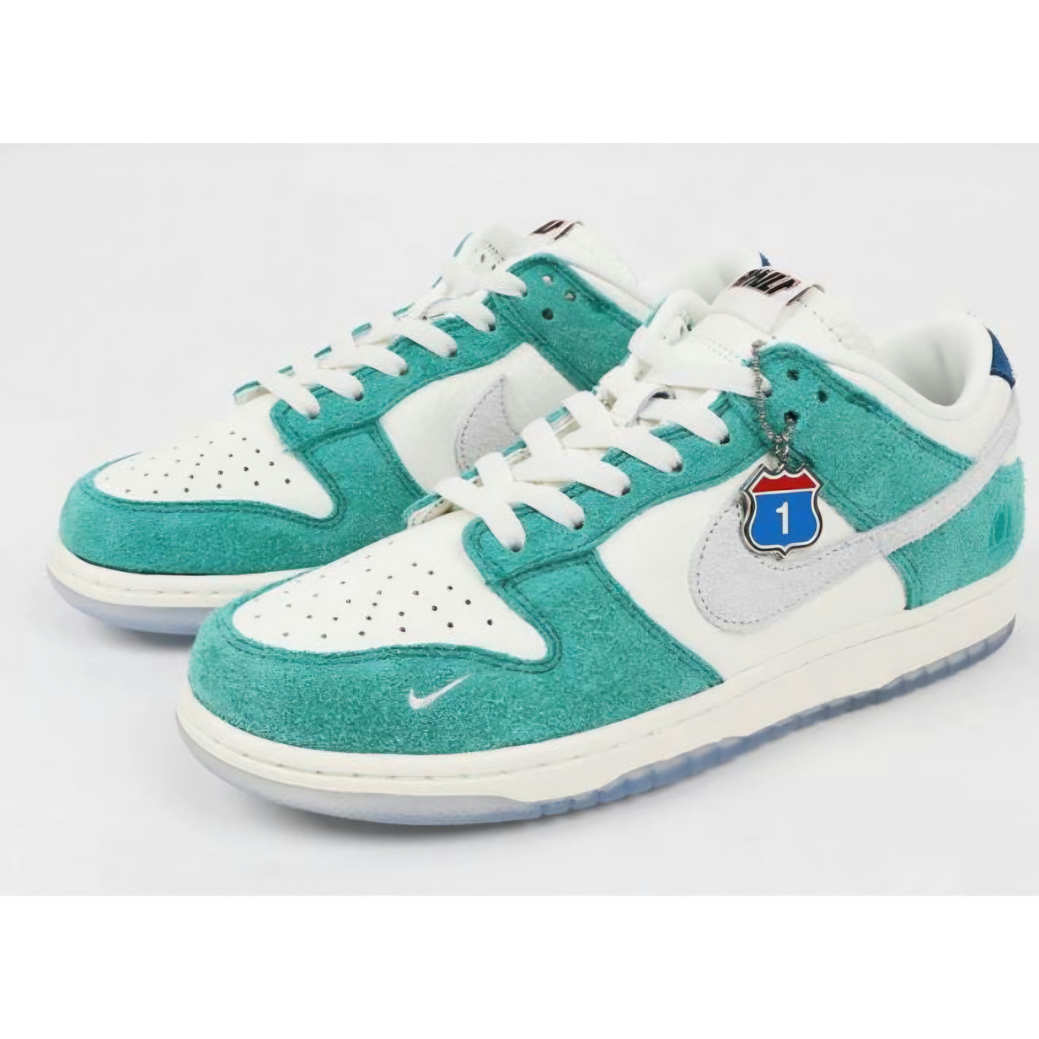 Nike x Kasina Dunk Low Road Sign - Kasina Exclusive 착용 스타일 - 4