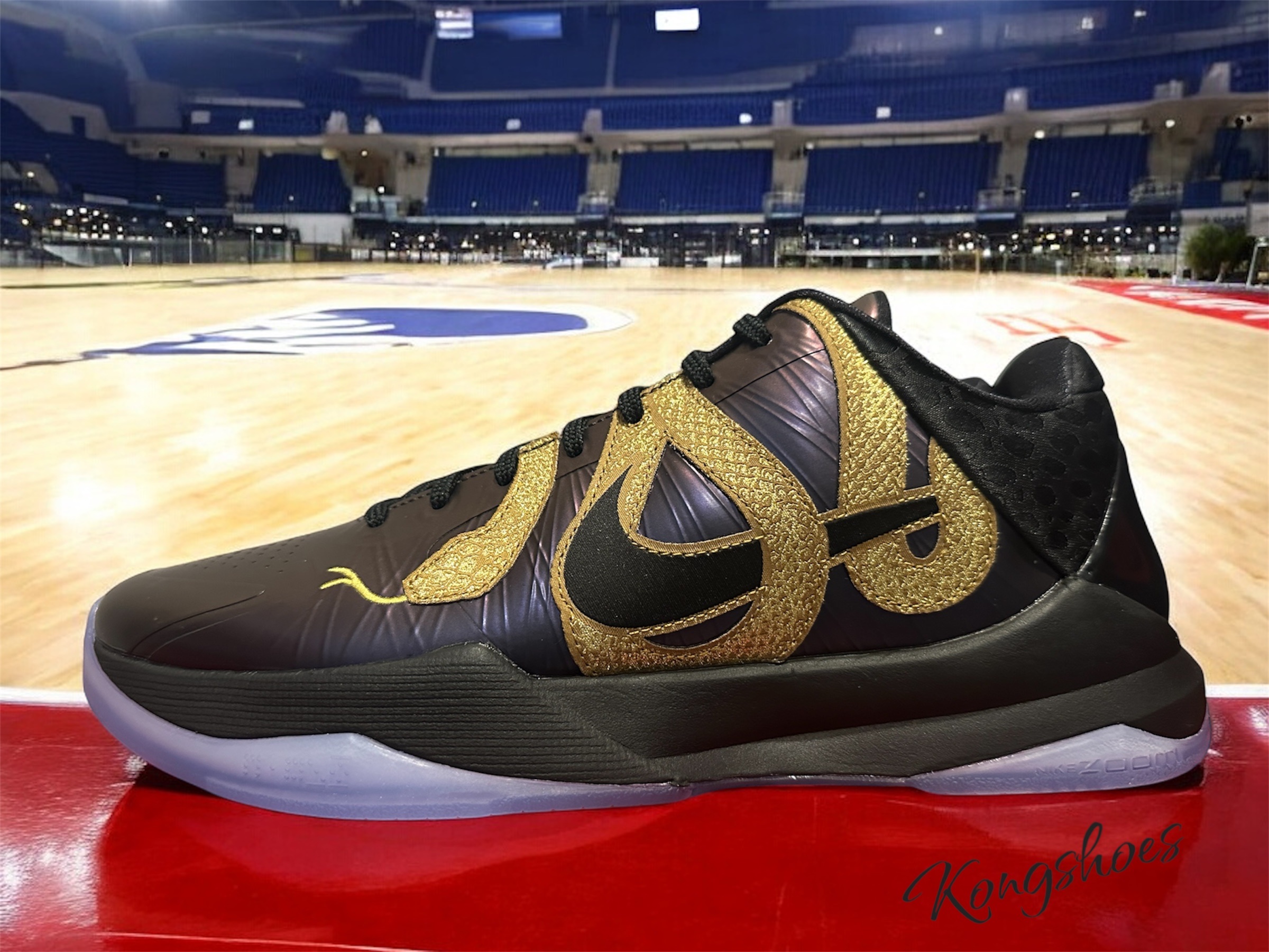 Nike Kobe 5 Protro Year of the Mamba Eggplant 착용 스타일