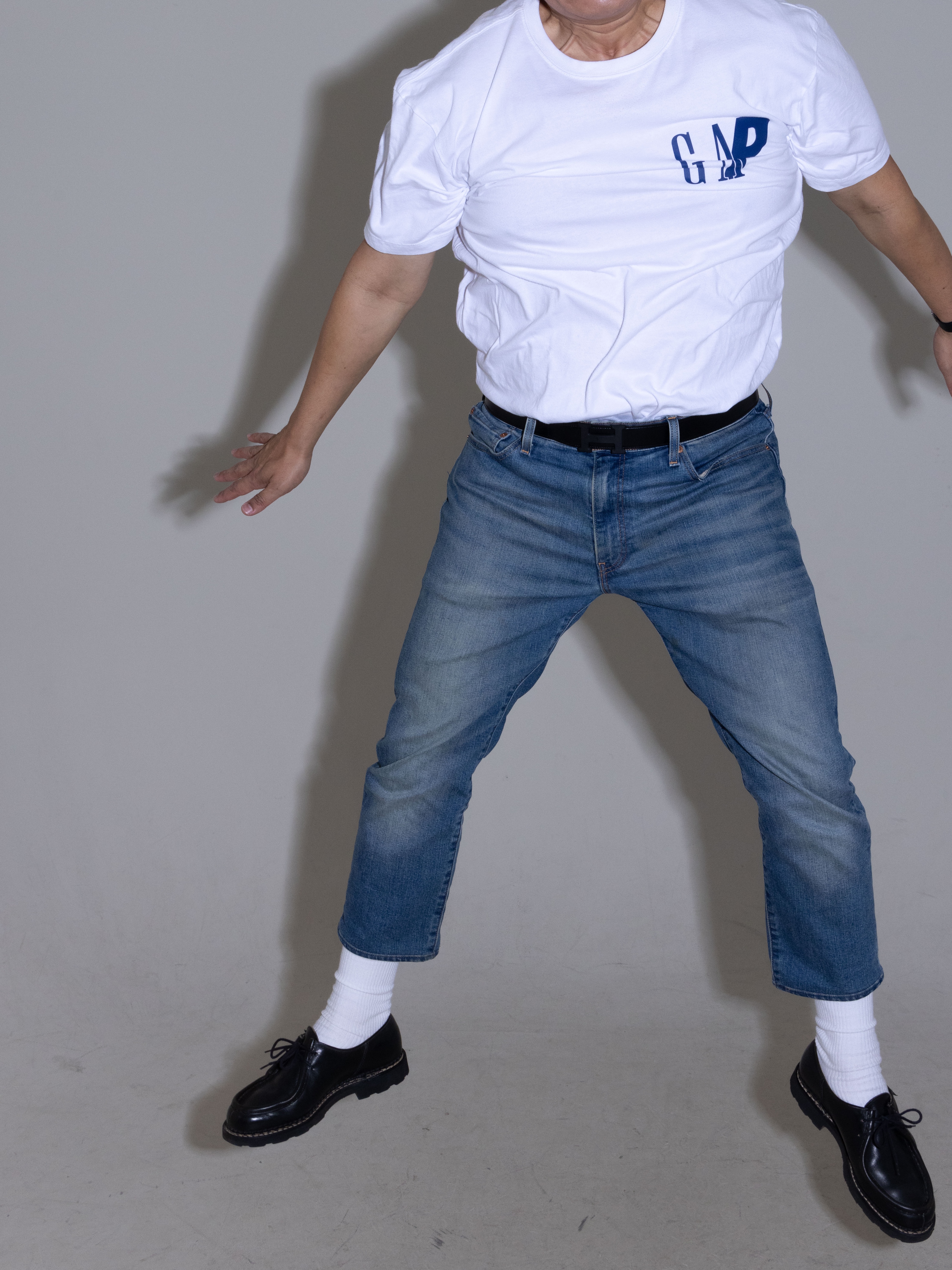 Palace x Gap T-Shirt White - 24SS, Paraboot Michael Lisse Black 착용 스타일 - 2