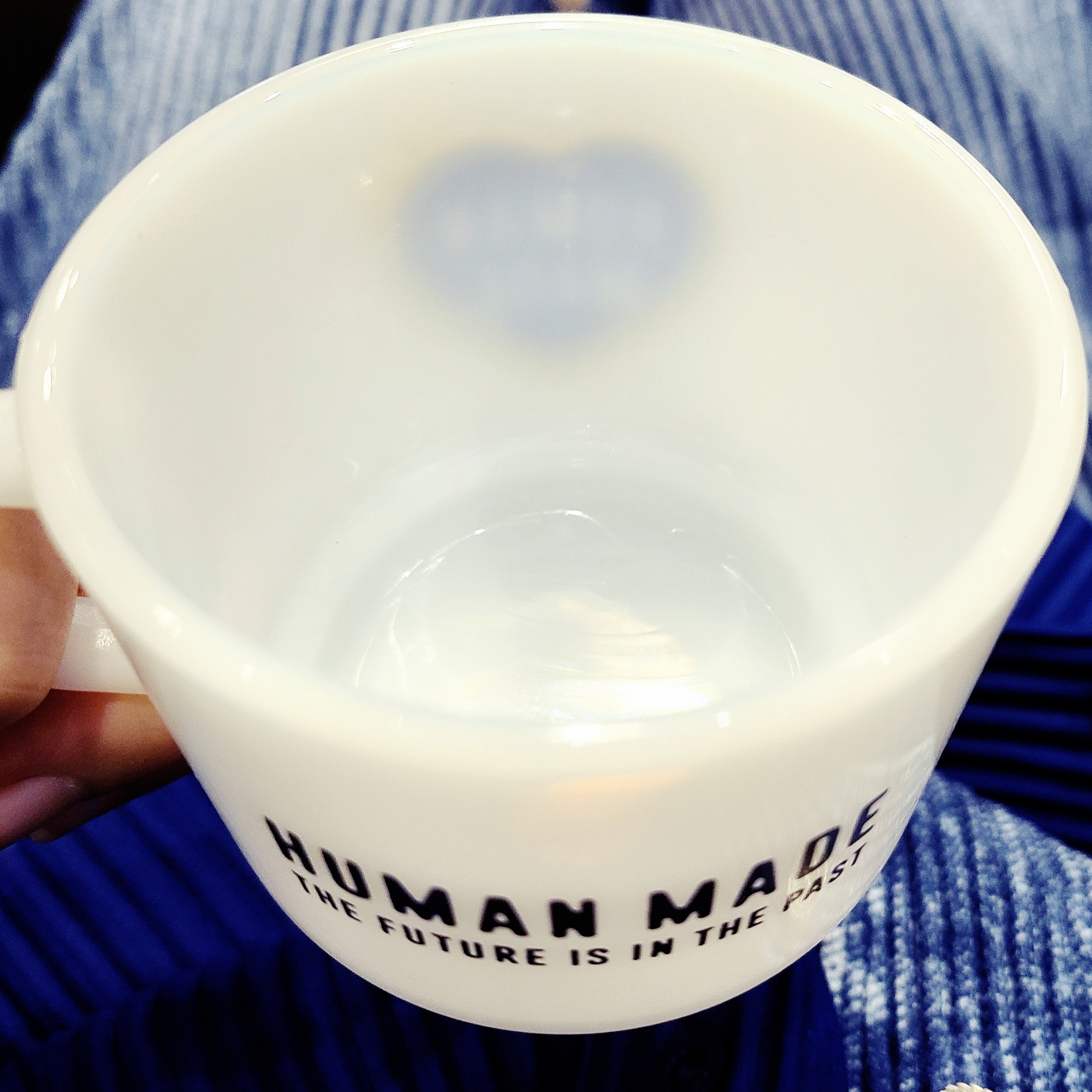 Human Made Glass Mug White 착용 스타일 - 2