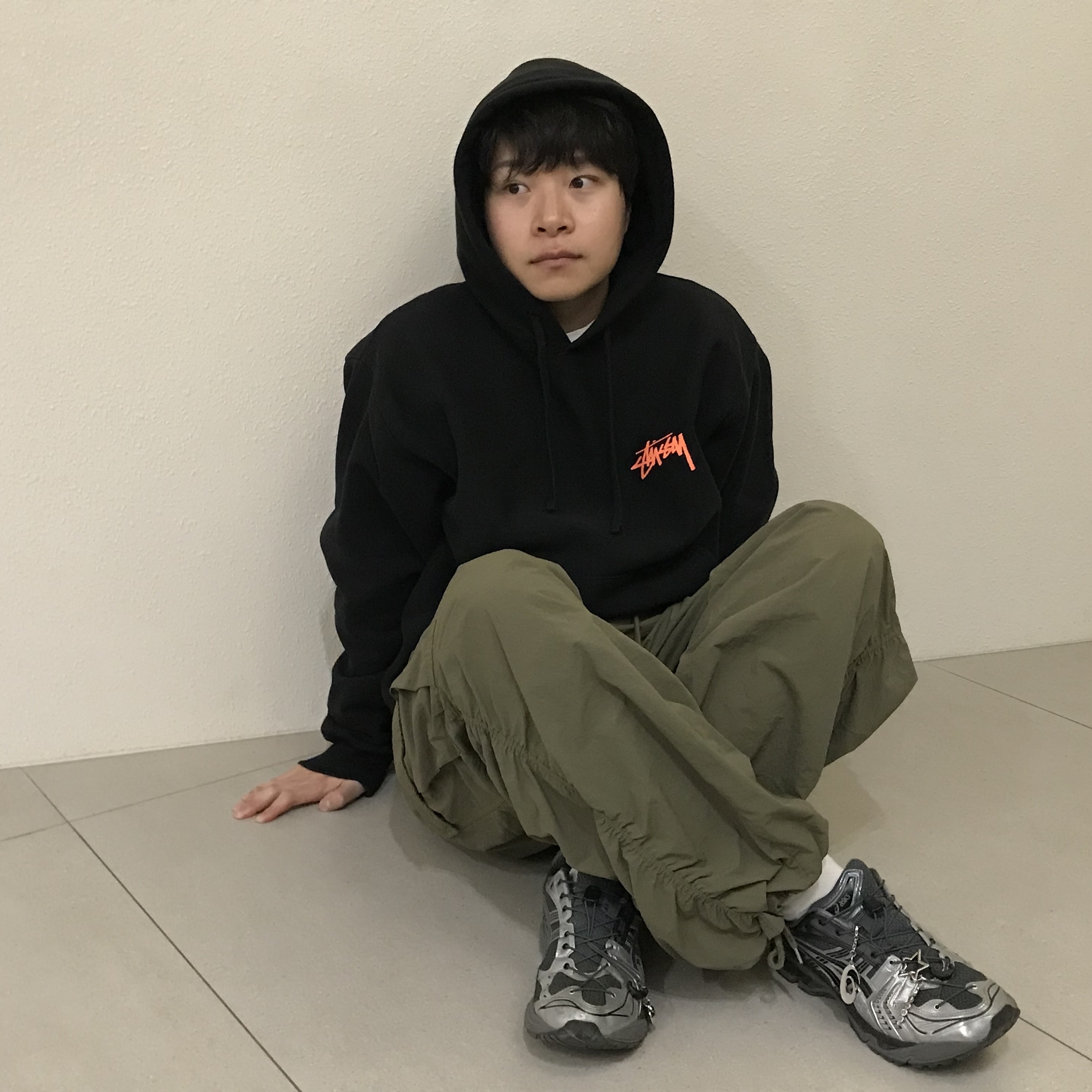 Asics x Unaffected Gel-Kayano 14 Silver Moon, Stussy Dance Energy Hoodie Black 착용 스타일
