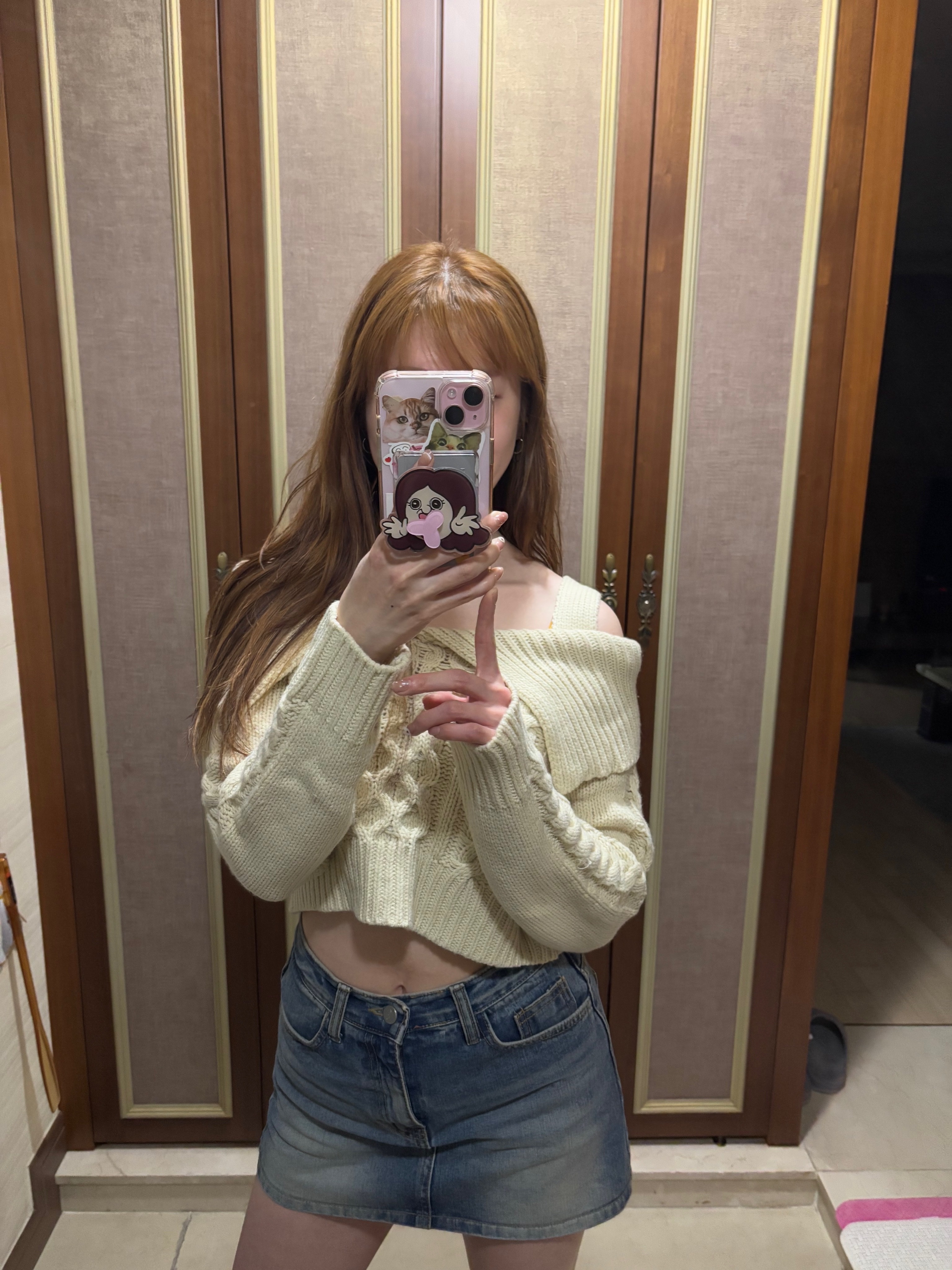 (W) Nike Air Force 1 '07 Low Triple Black 착용 스타일 - 2