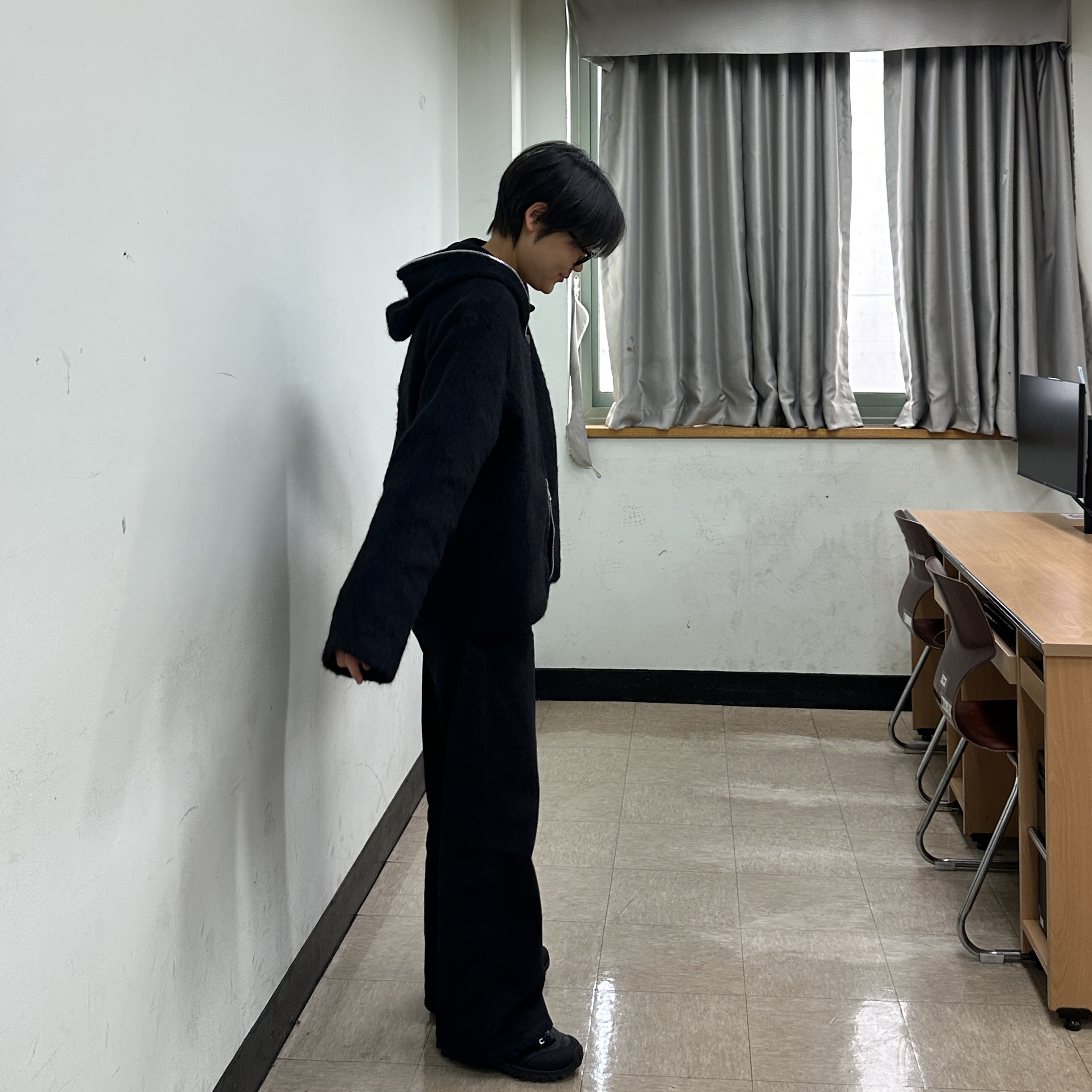 Our Legacy Full Zip Hood Black Hairy Wool 착용 스타일 - 3