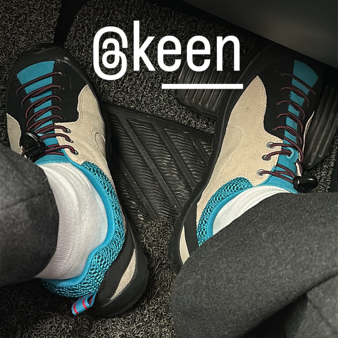 Keen Jasper Rocks SP Sneakers Beige 착용 스타일